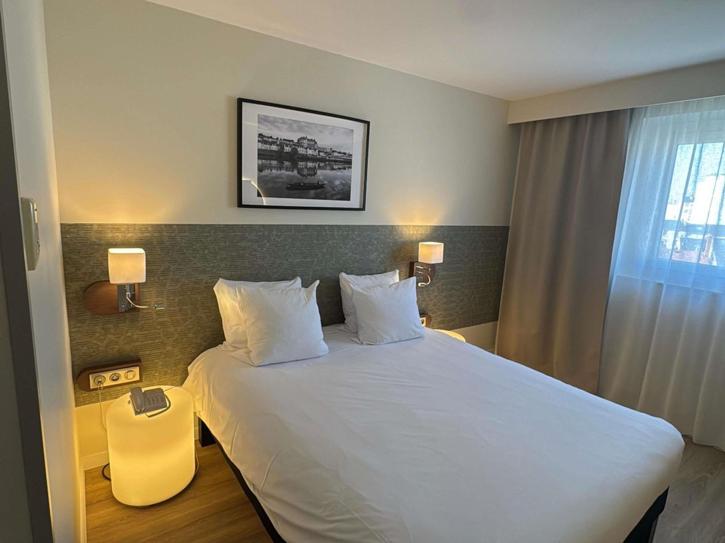 Superior Double Room with King Bed