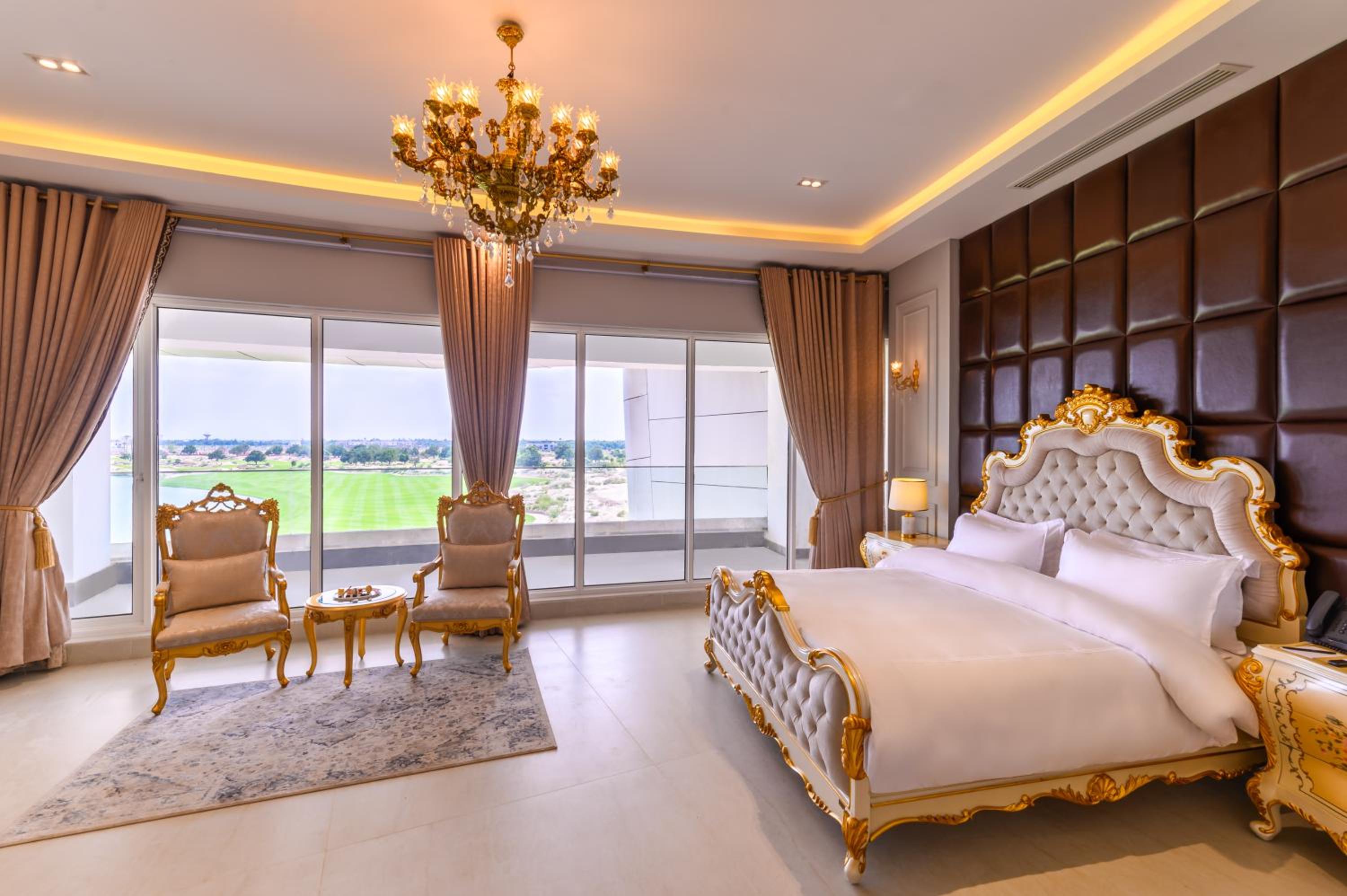 Executive Suite photo 2