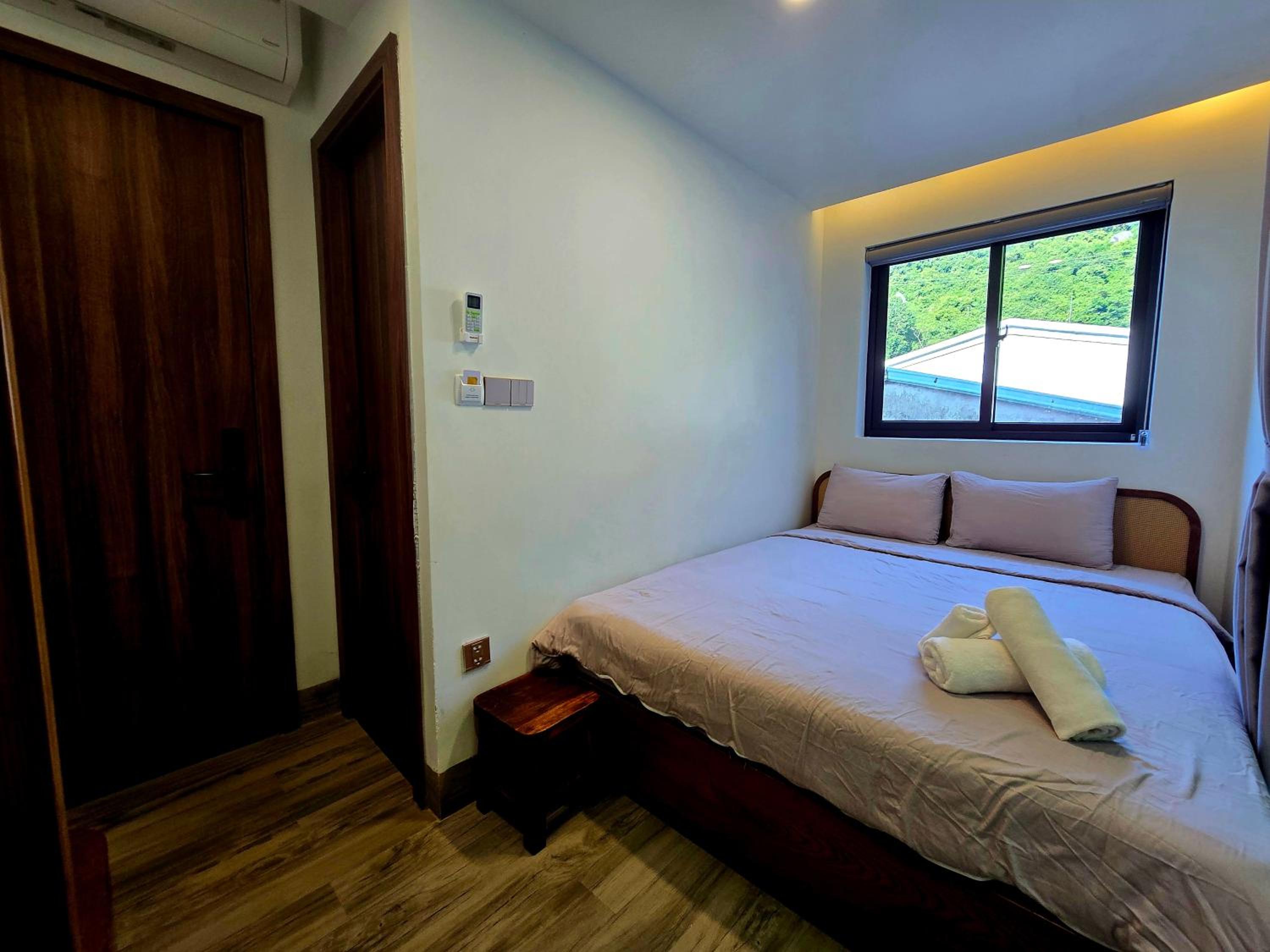 Double Room with Mountain View