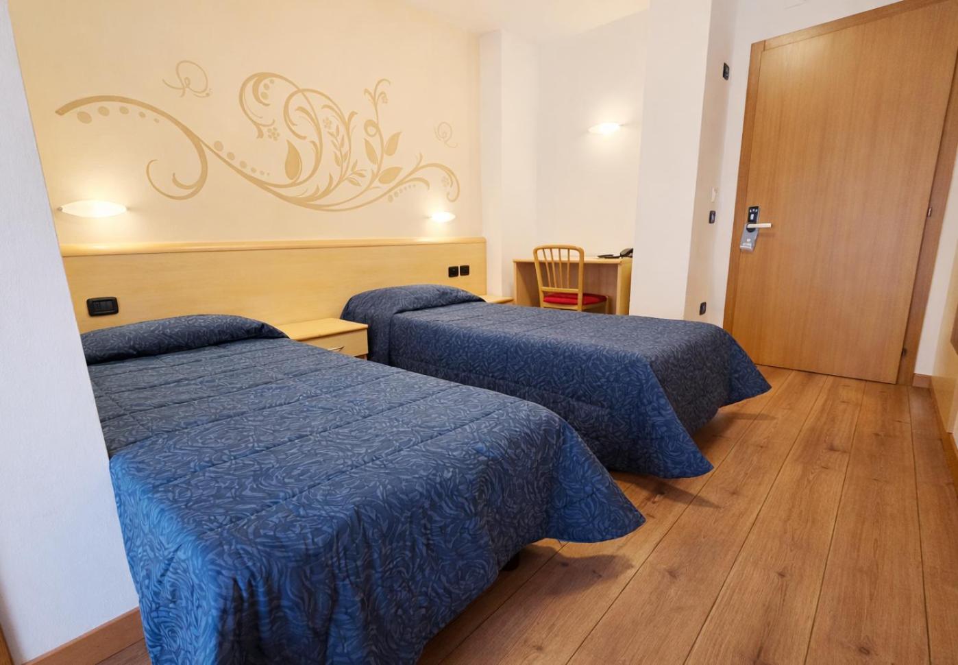 Economy Double or Twin Room photo 2