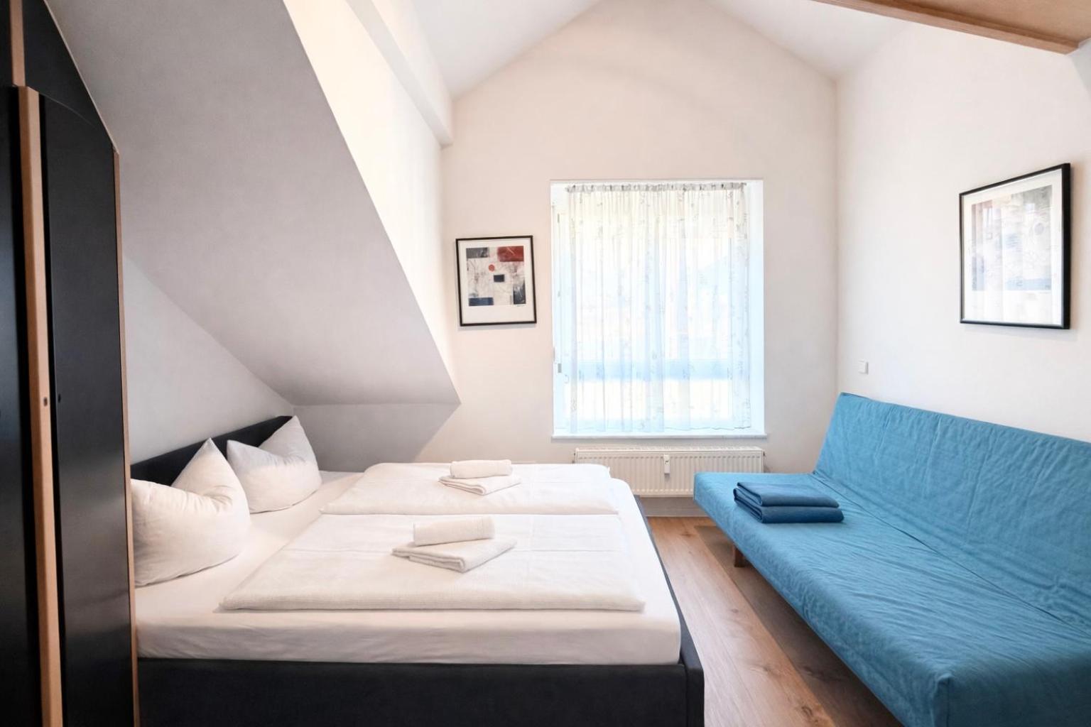 Three-Bedroom Premium Apartment with Balcony photo 1
