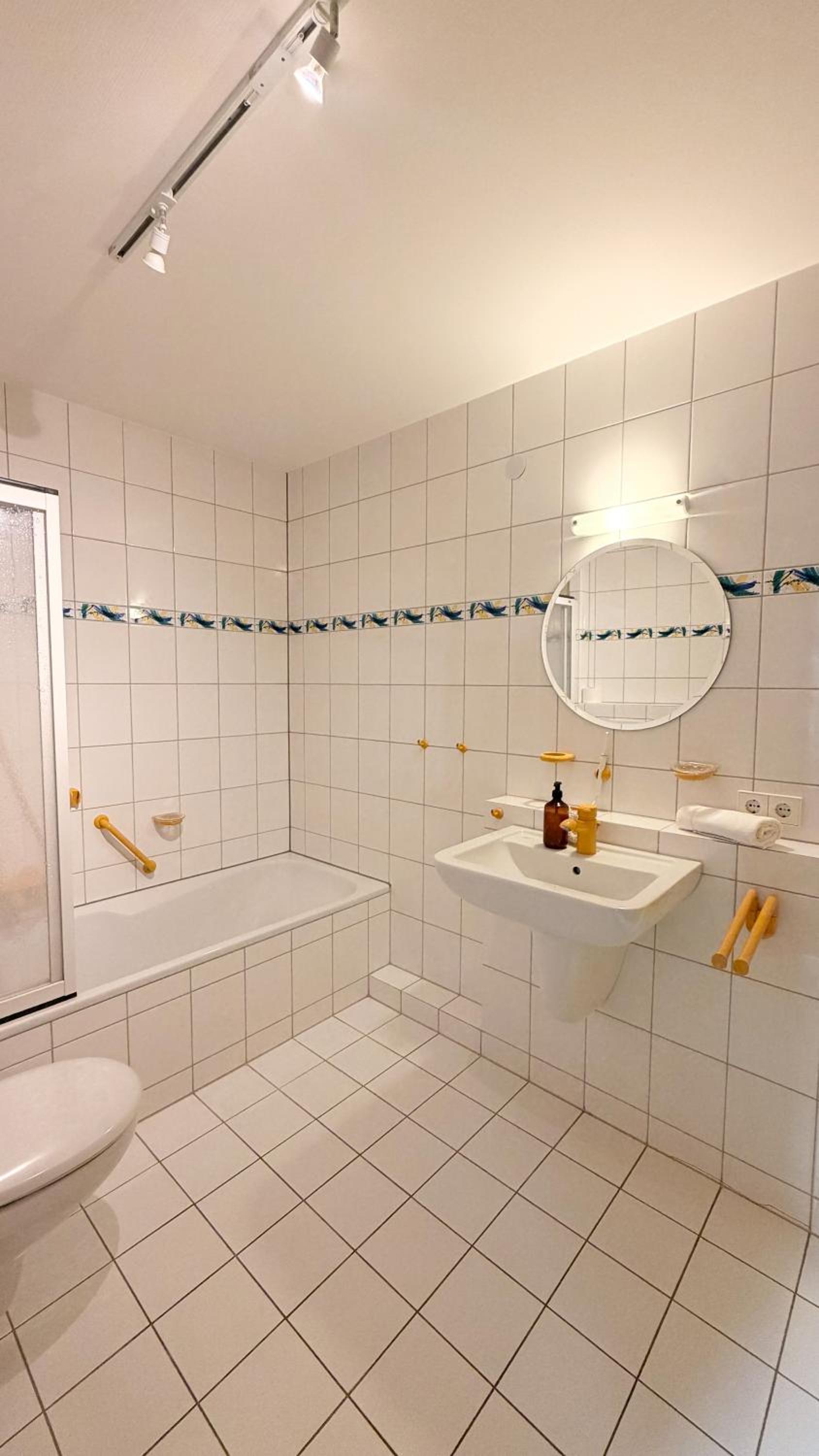 Three-Bedroom Premium Apartment with Balcony photo 3