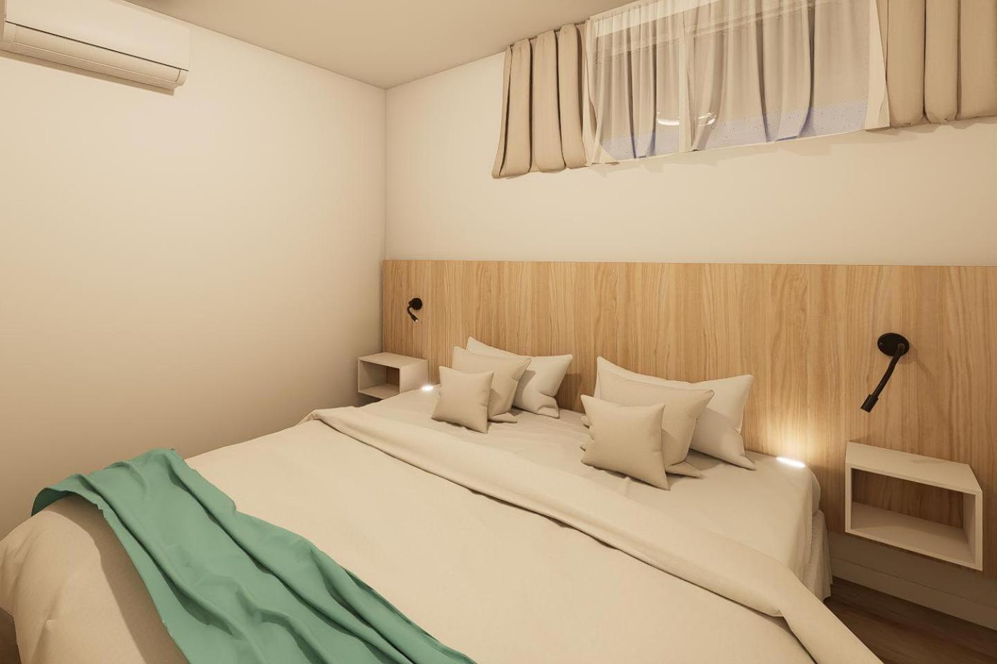 Premium Two Bedroom Apartment Balcony or Terrace