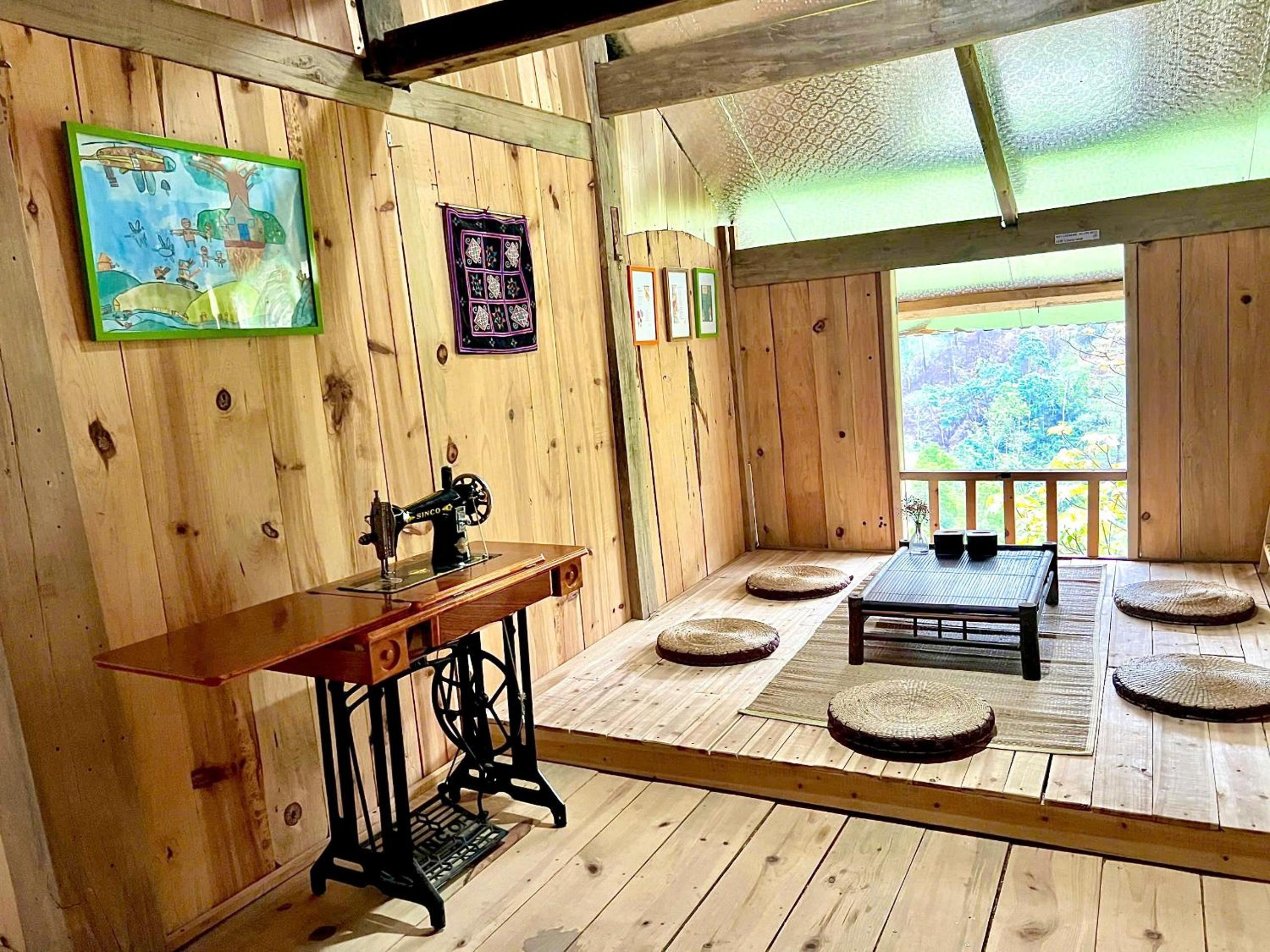 Family Room with Mountain View