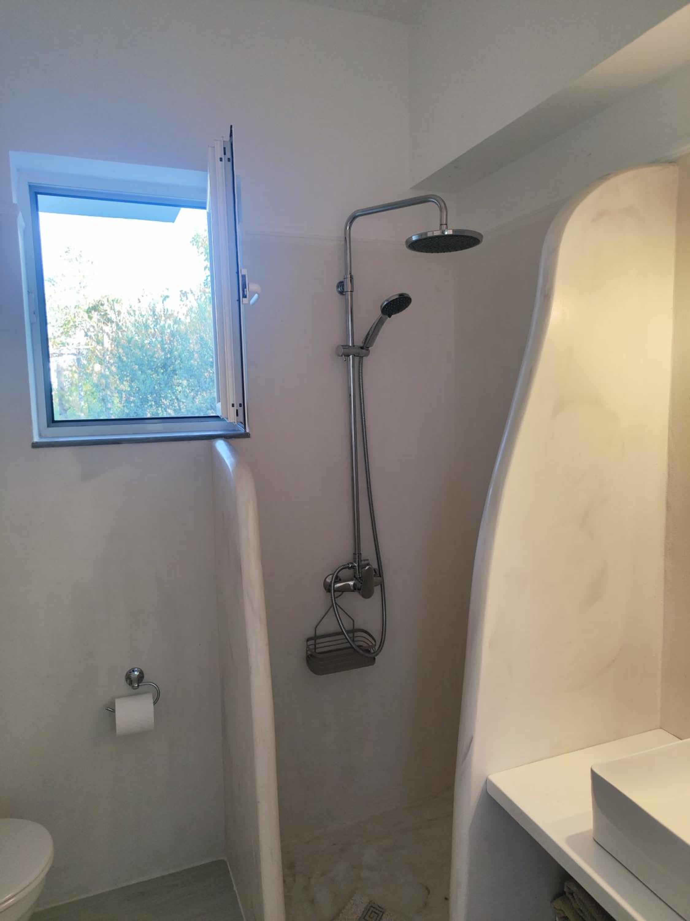 Two-Bedroom Apartment with Garden View photo 2
