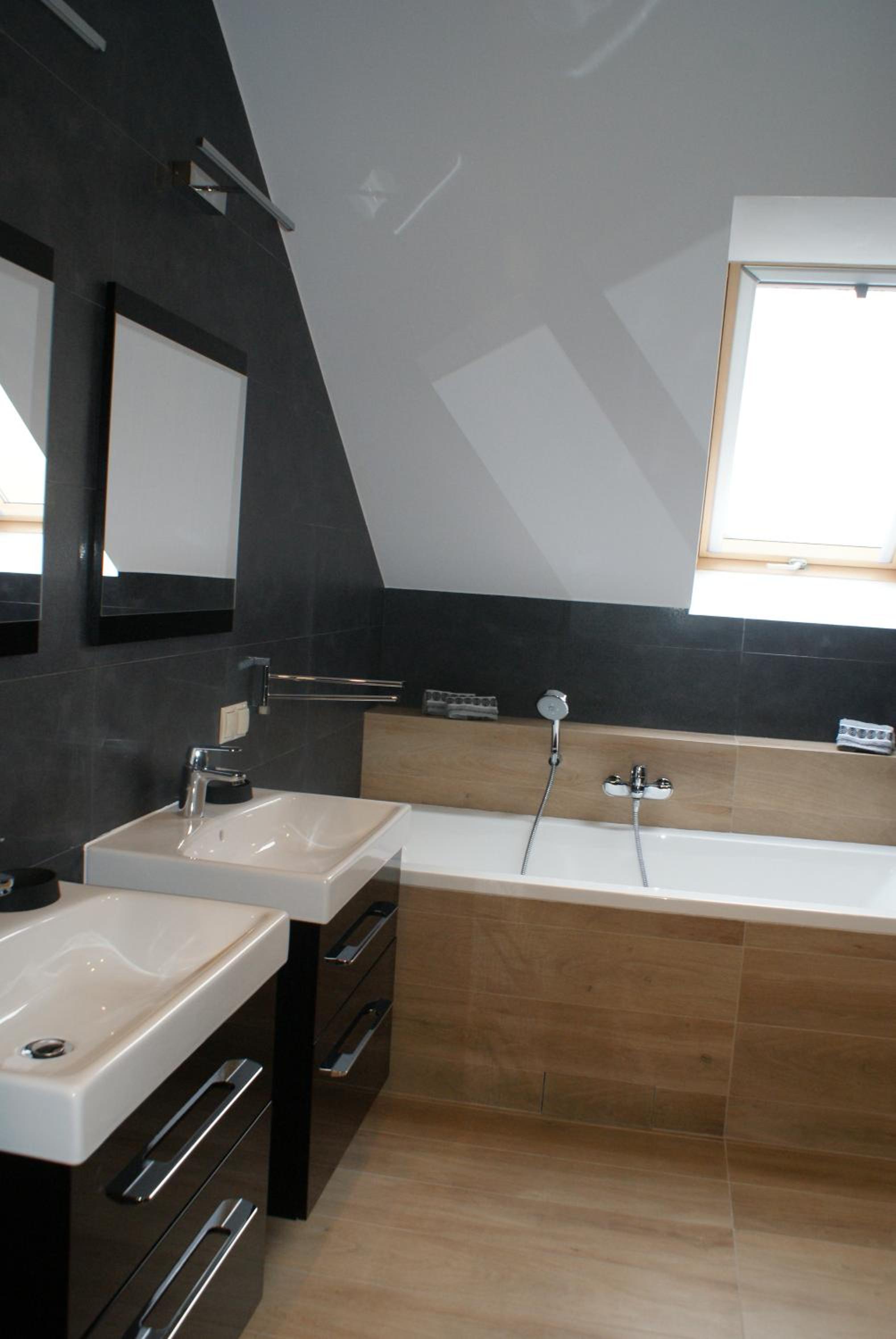 Three-Bedroom Chalet - Photo 58