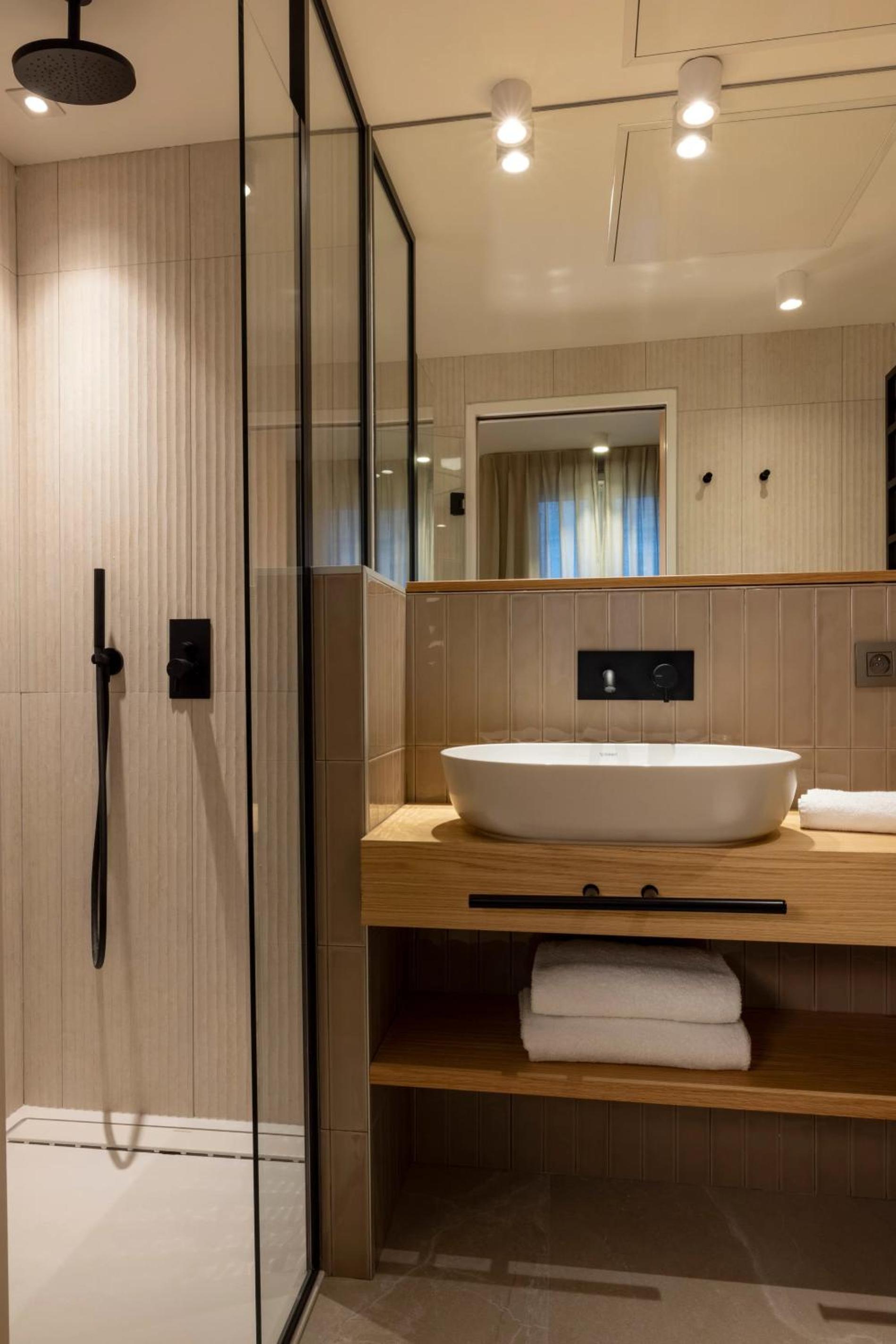 Prestige Room with balcony photo 3