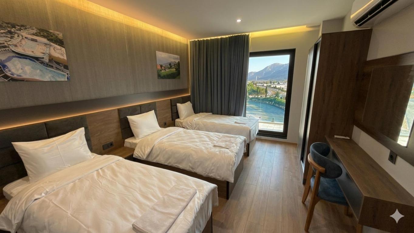 Suite with Mountain View