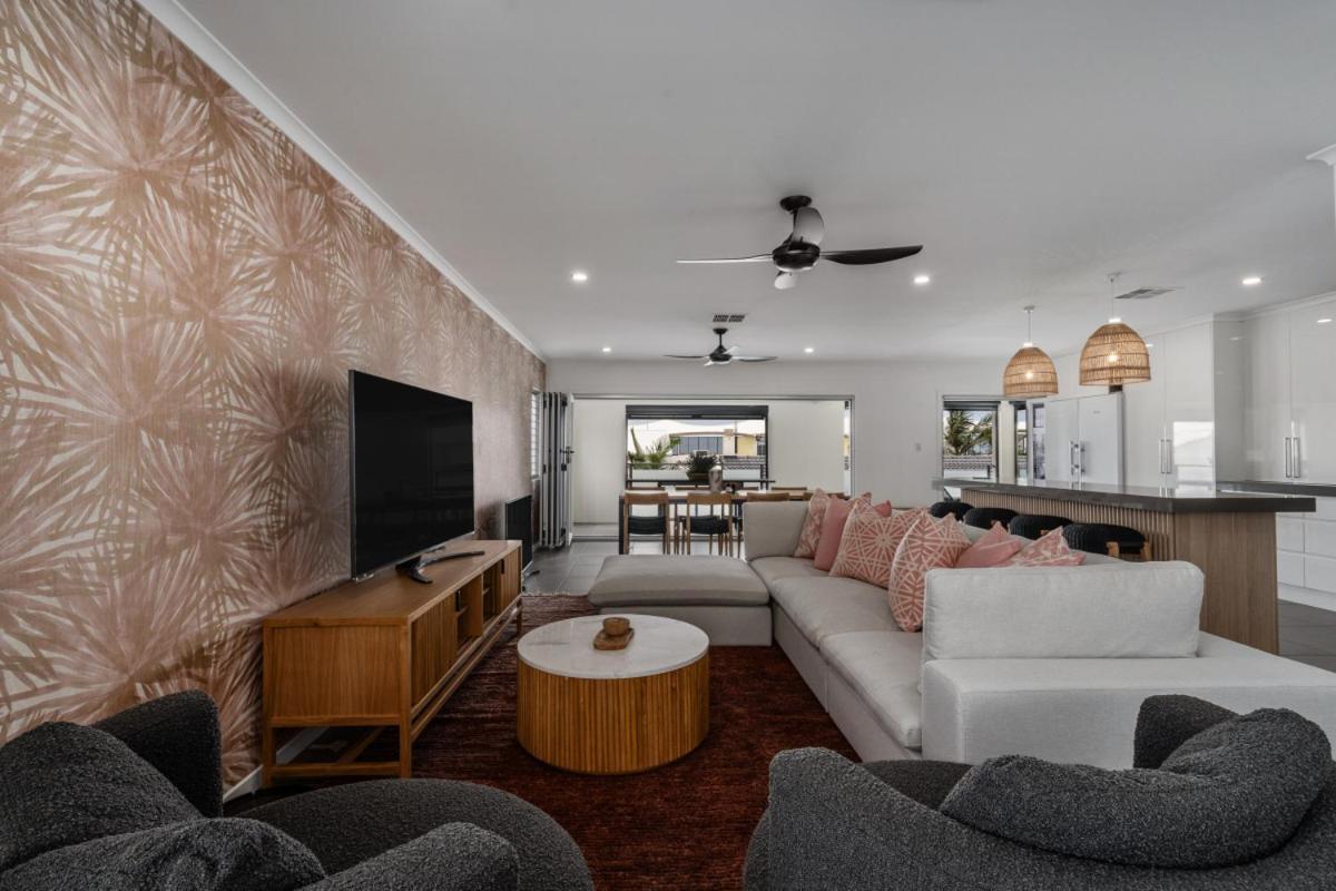 Off-Site - Nimolanca 4 BR Partial Ocean View photo 2