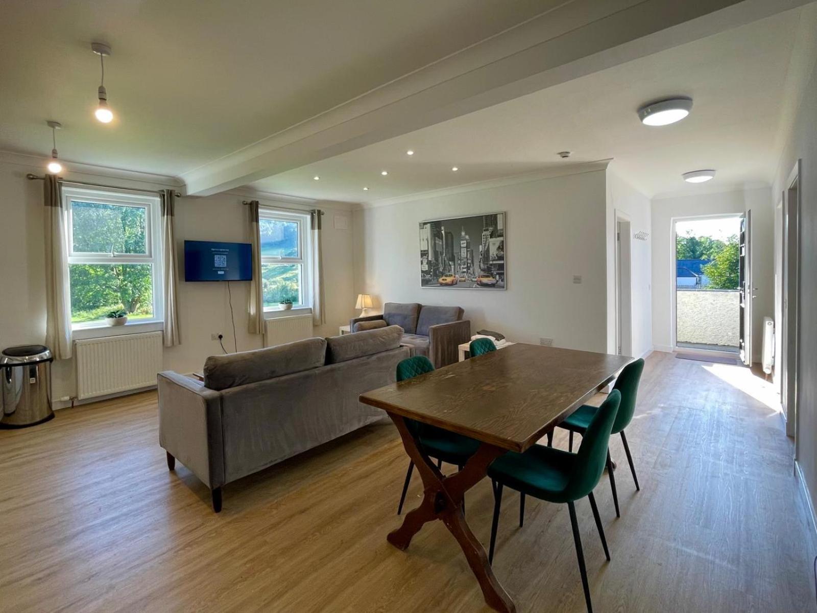 Three-Bedroom Vacation Home  photo 3