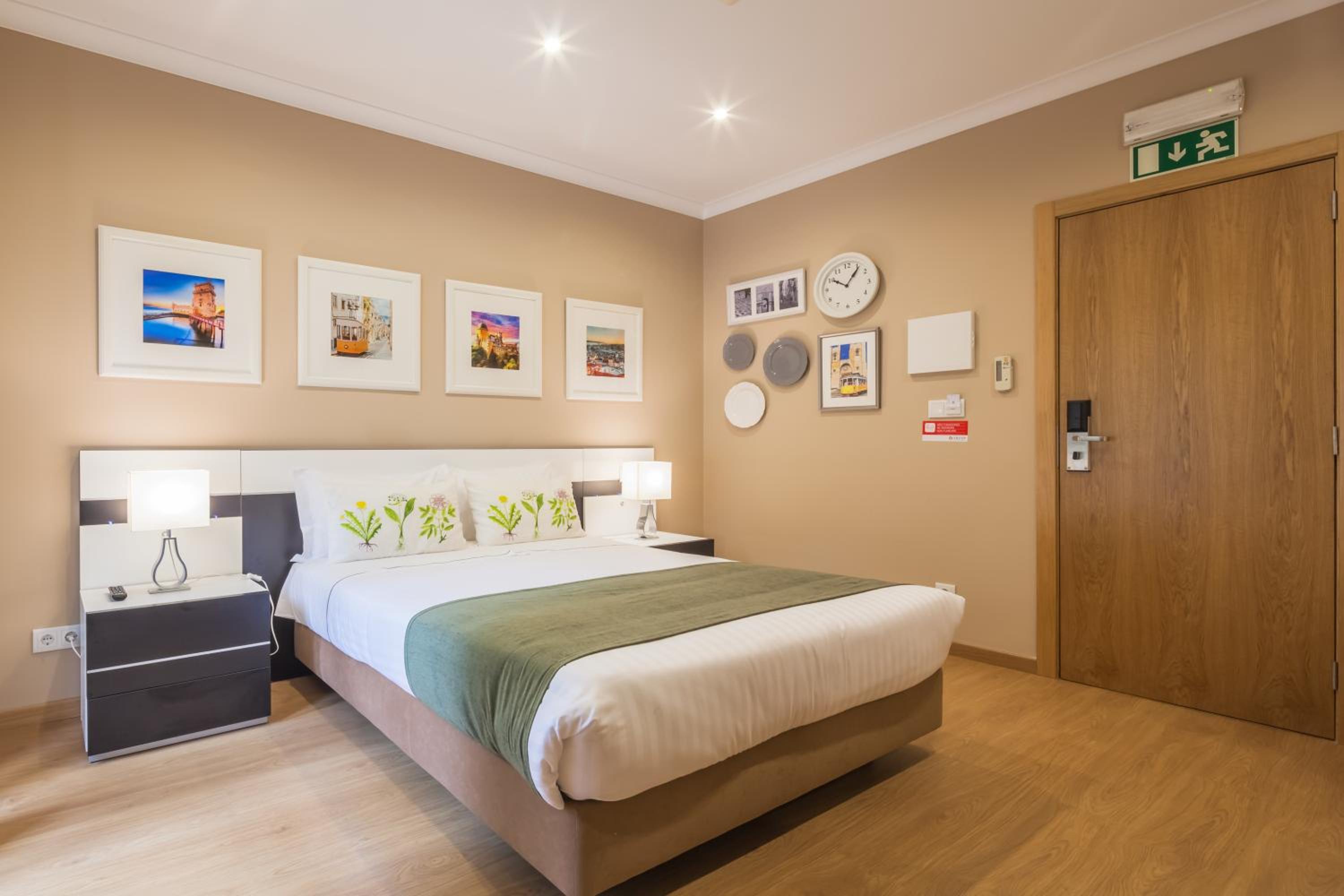 Superior Double Room - Photo 1