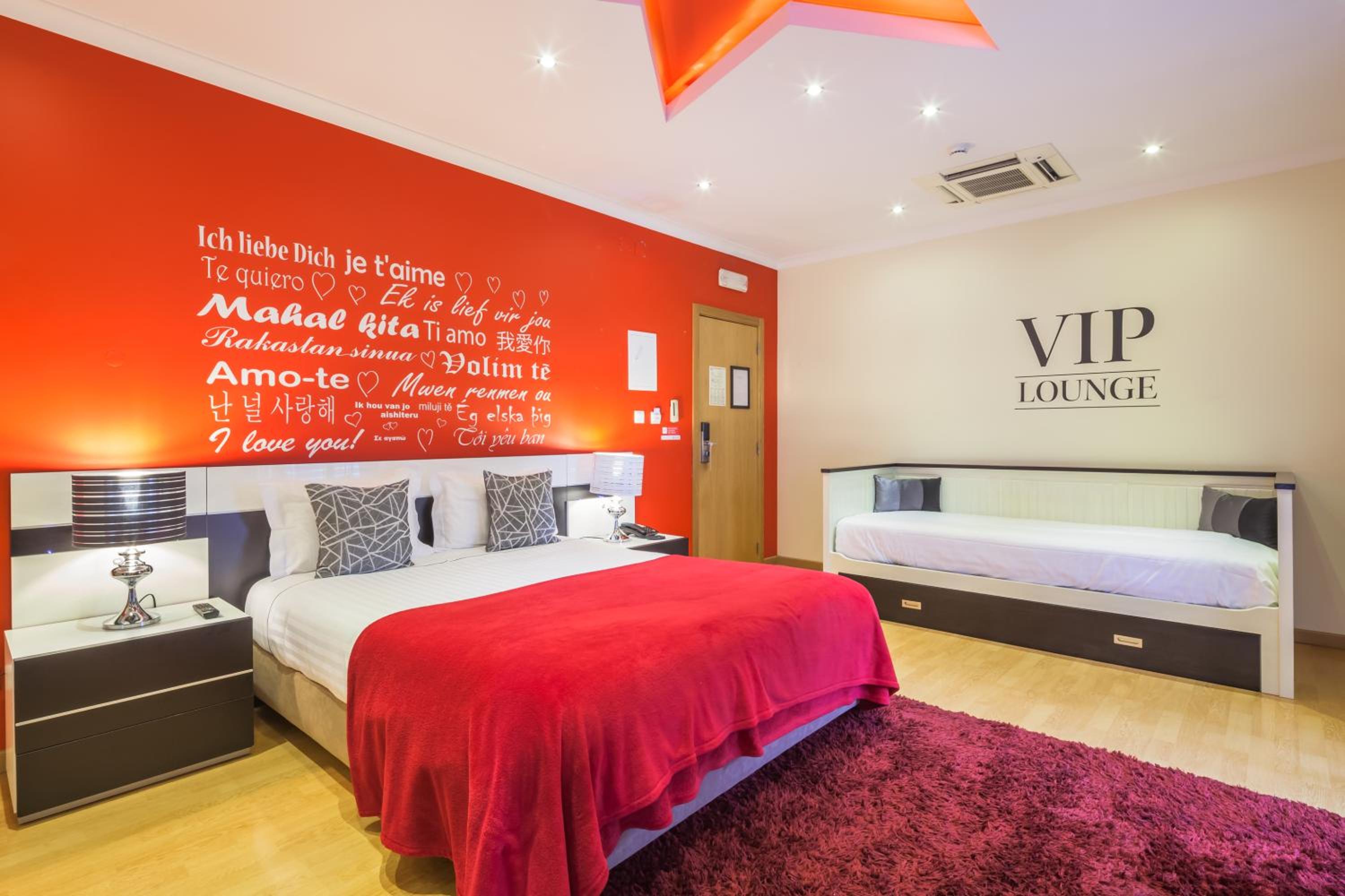 Deluxe Double Room - Photo 1