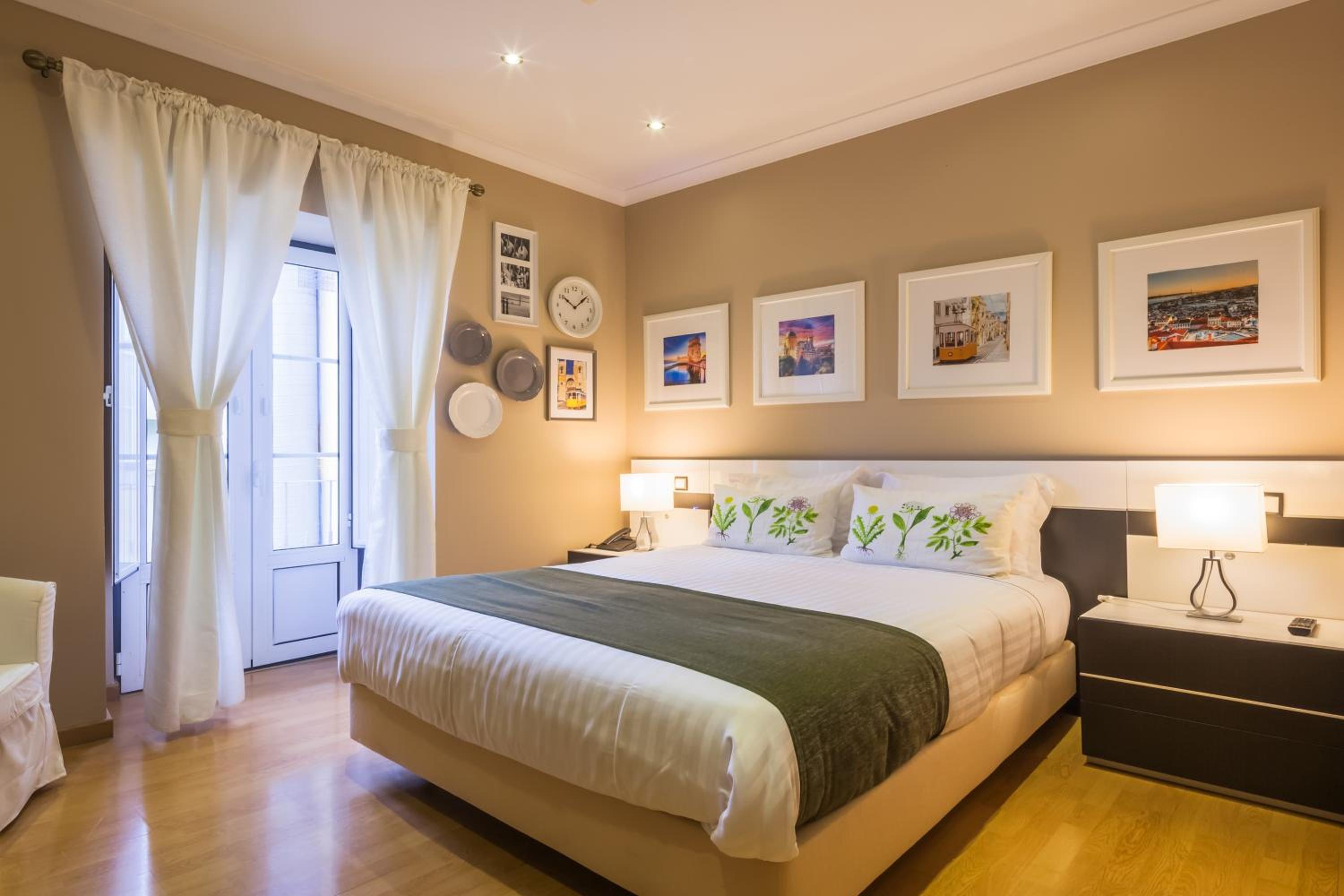 Superior Double Room - Photo 12