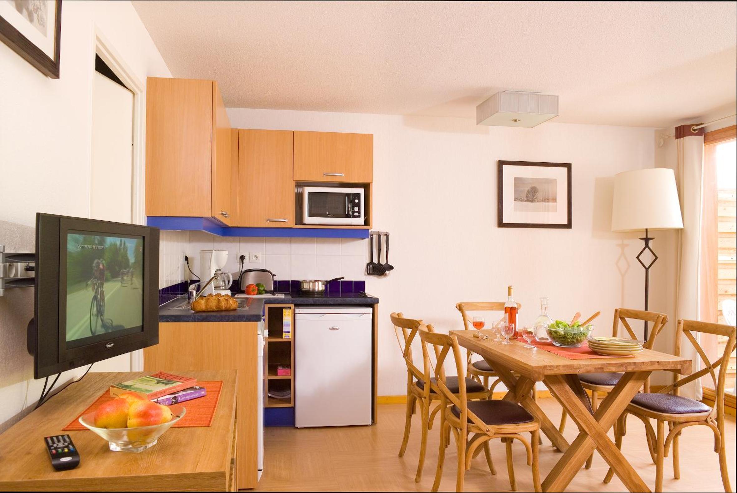 Two bedroom apartment with slopes view (7 Adults) (BBZ) photo 2