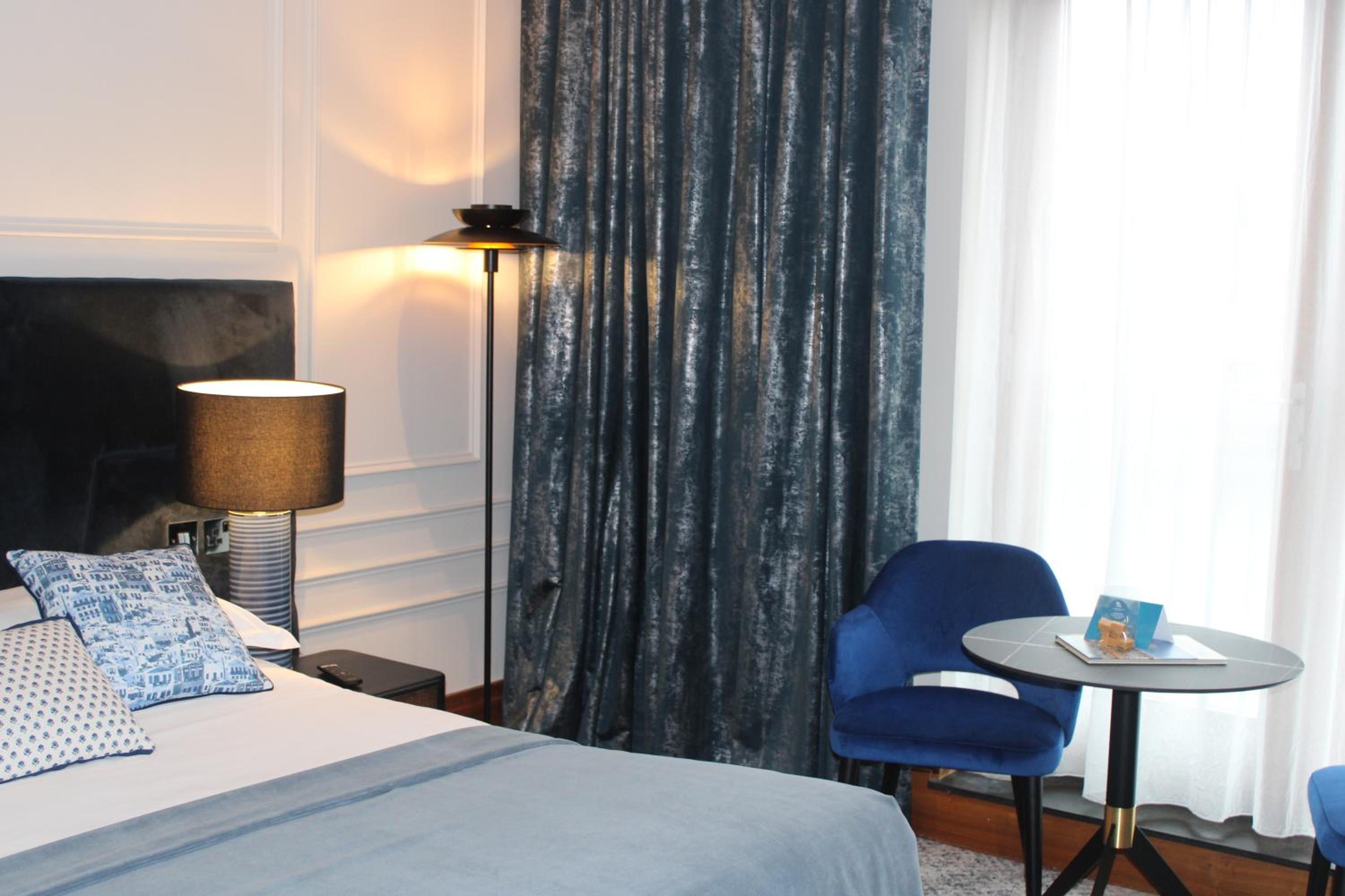 Harbour View Superior King Room - Photo 1
