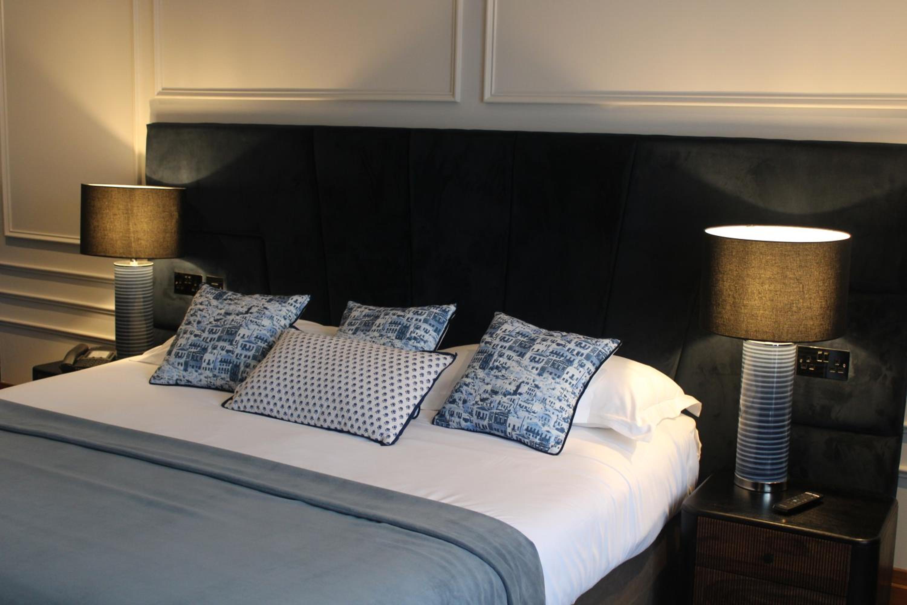 Harbour View Superior King Room - Photo 3