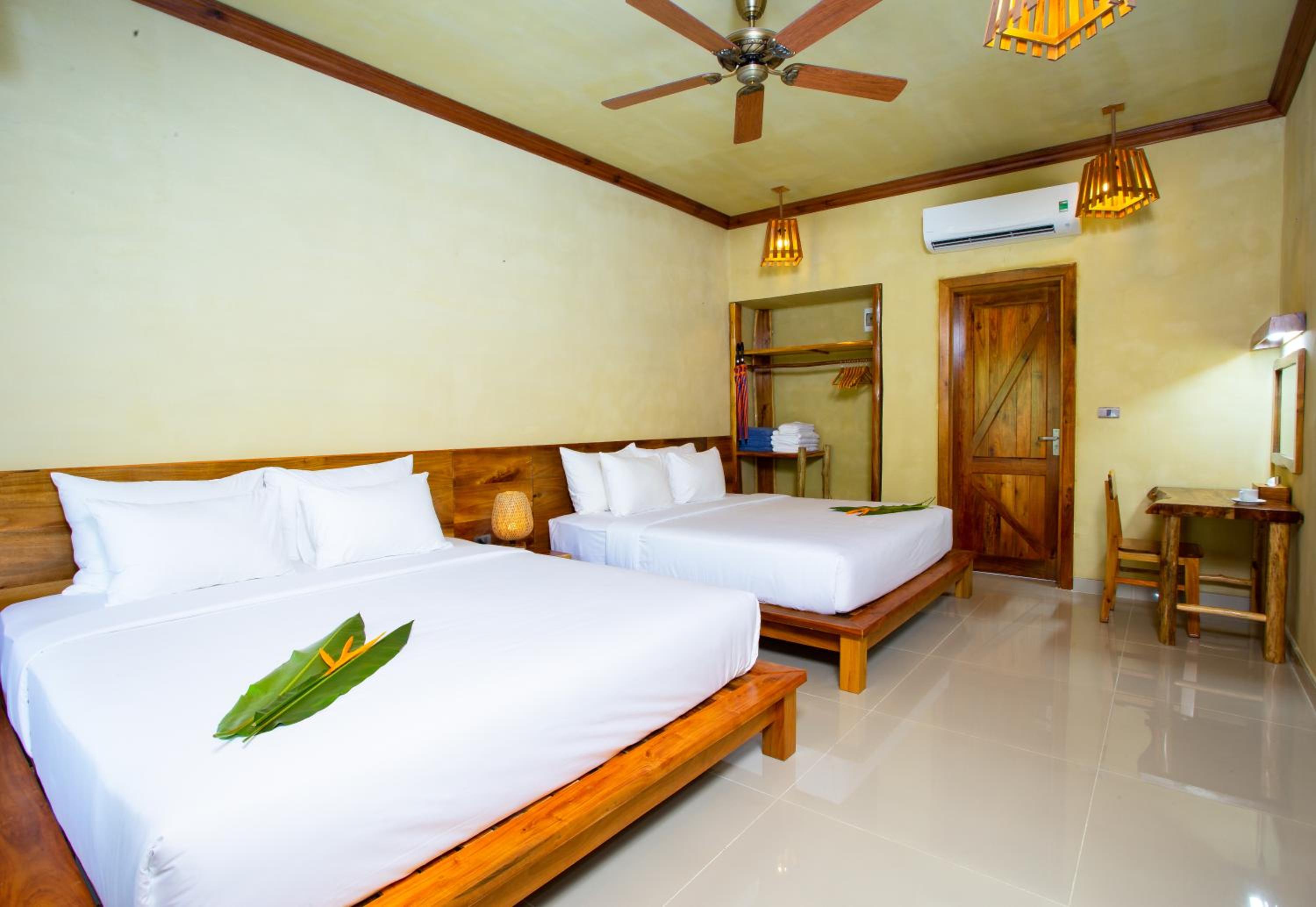 Deluxe Triple Room photo 2