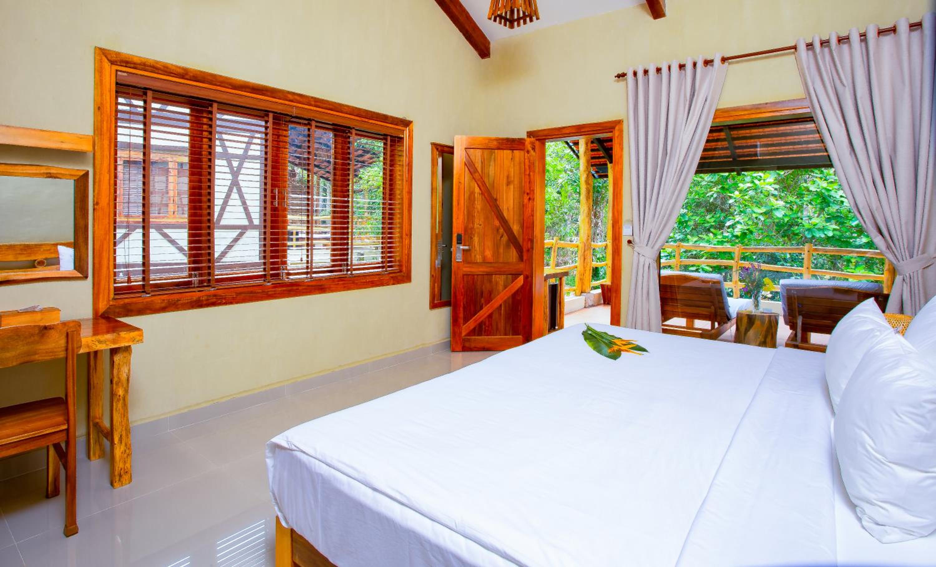 Deluxe Double or Twin Room with Garden View photo 2