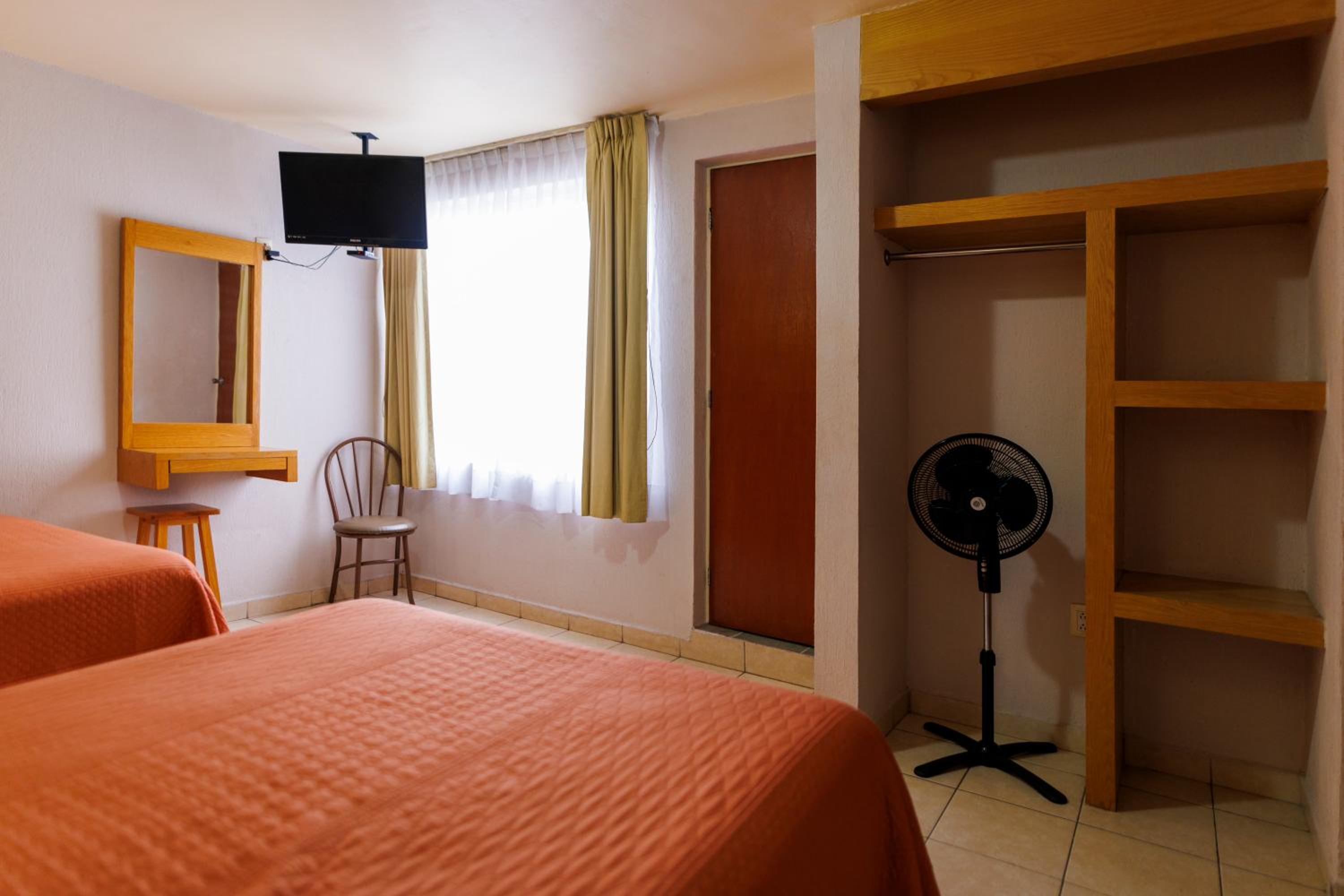Standard Triple Room photo 3