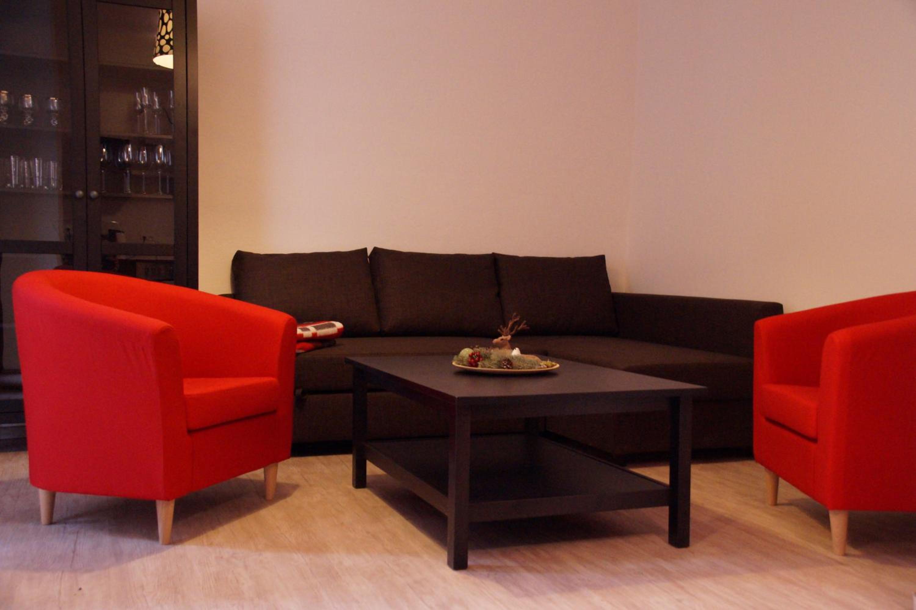 One-Bedroom Apartment photo 2