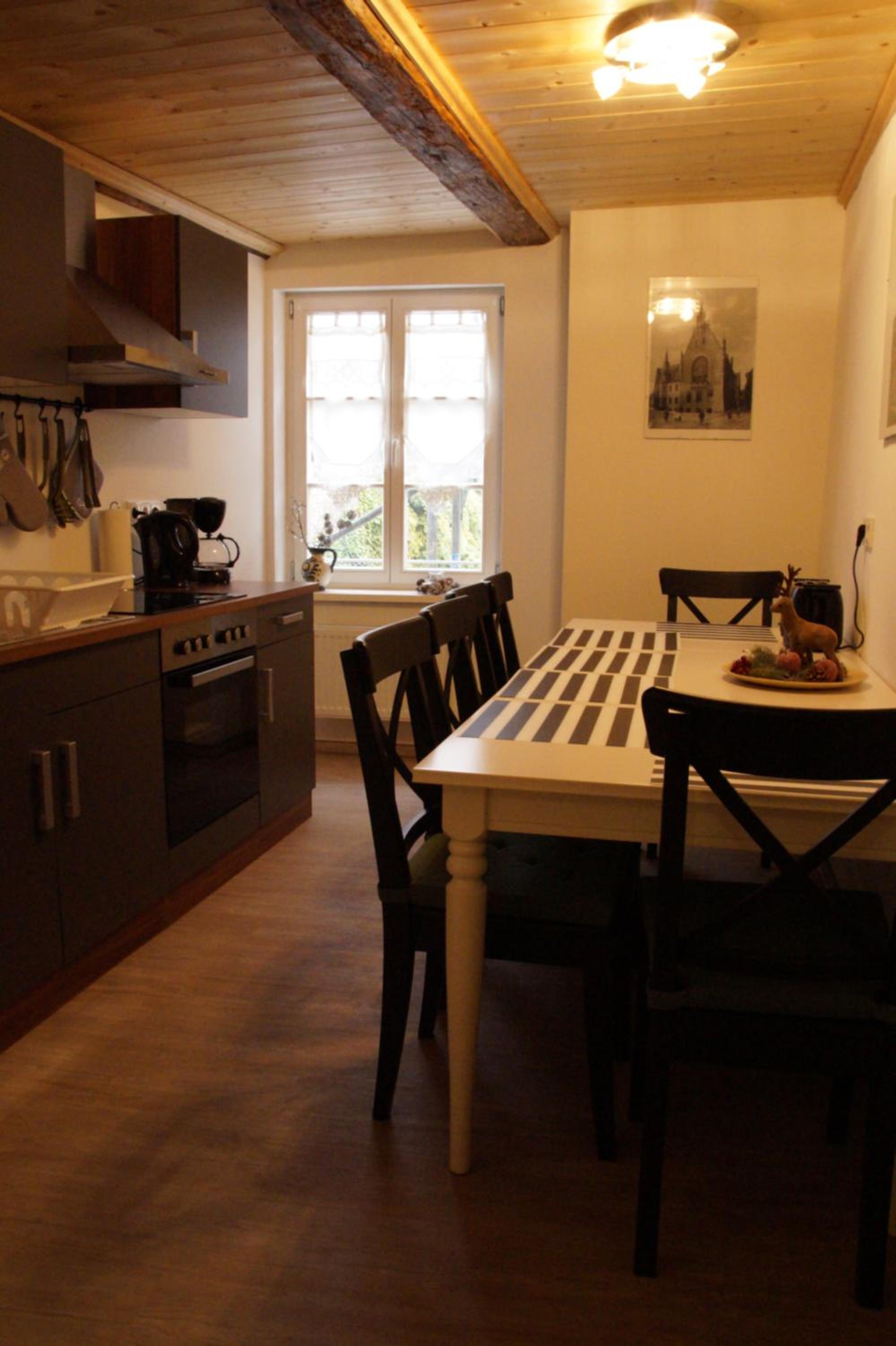 Apartment 5 photo 2