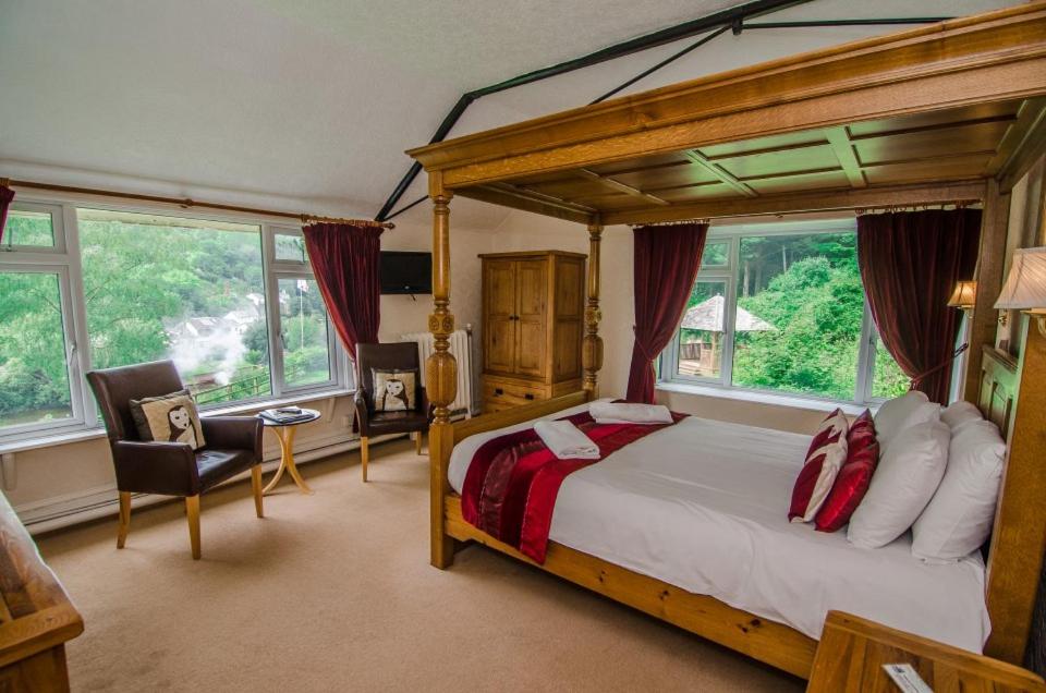 Deluxe King Room photo 2
