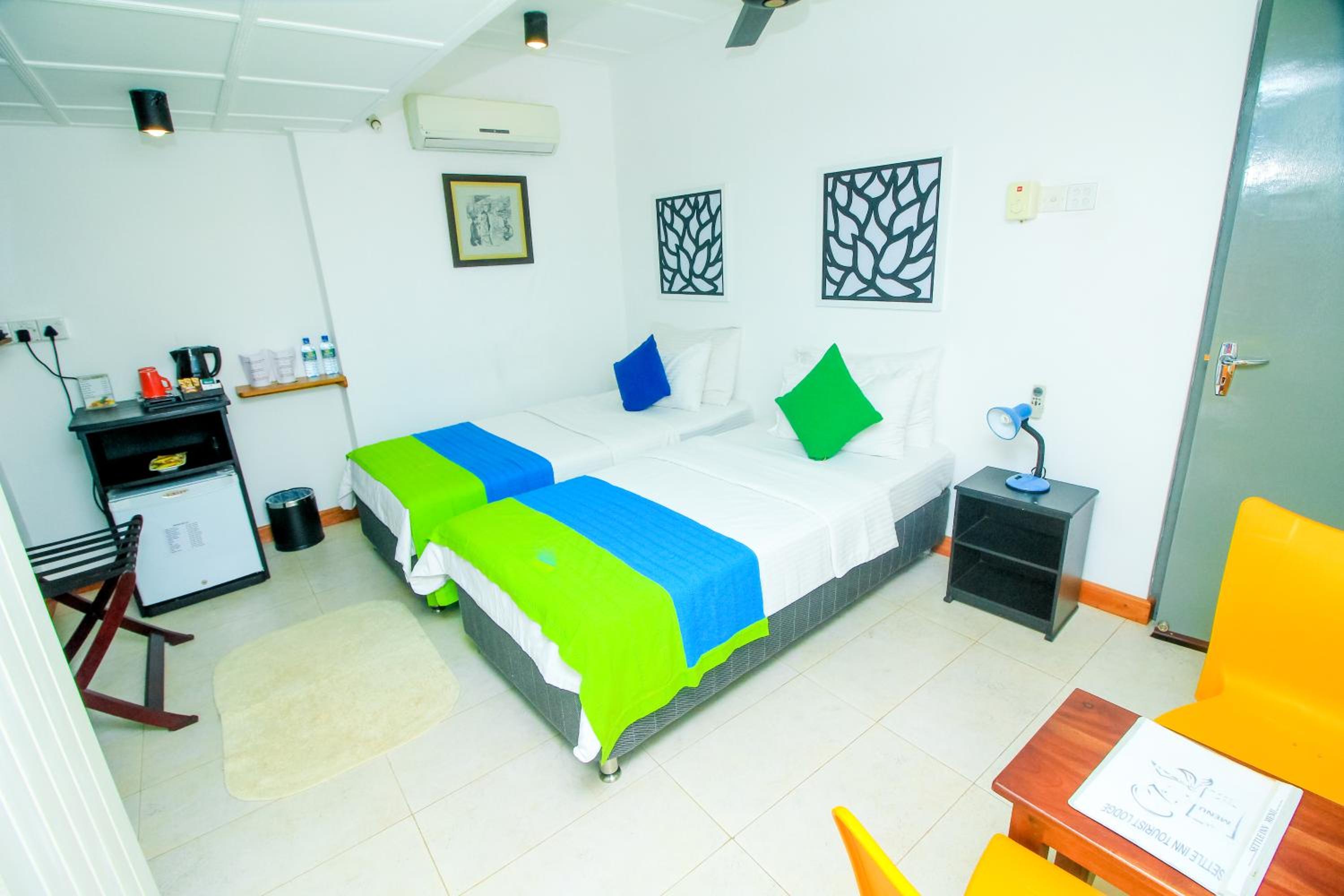 Standard Double or Twin Room photo 1