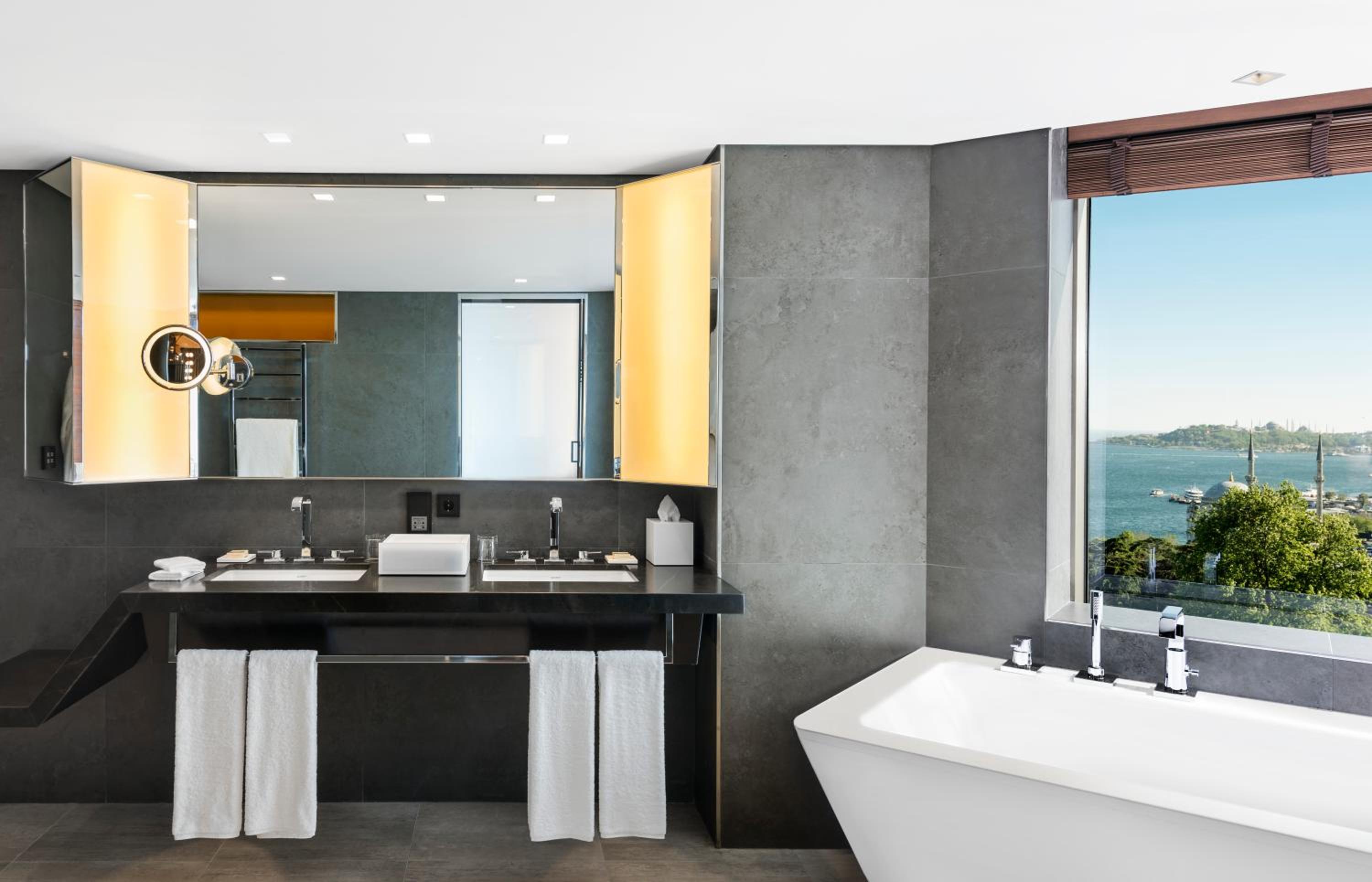 Signature Loft