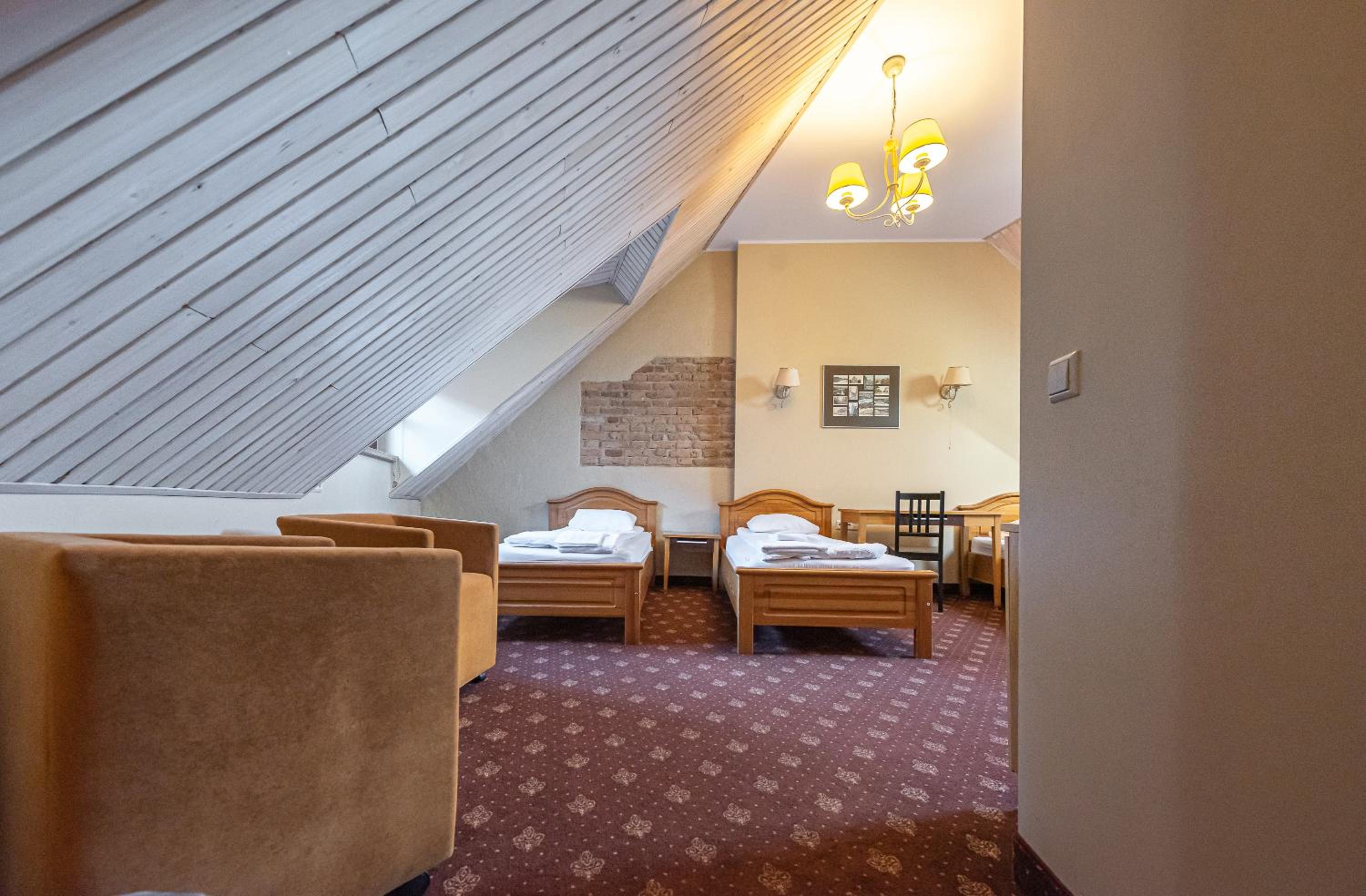 Economy Quadruple Room photo 1