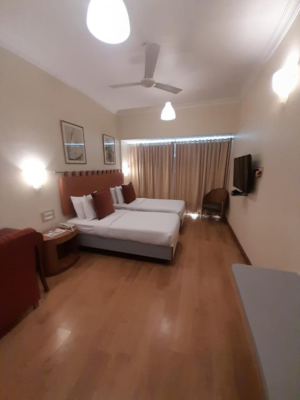 Deluxe Room - Photo 1