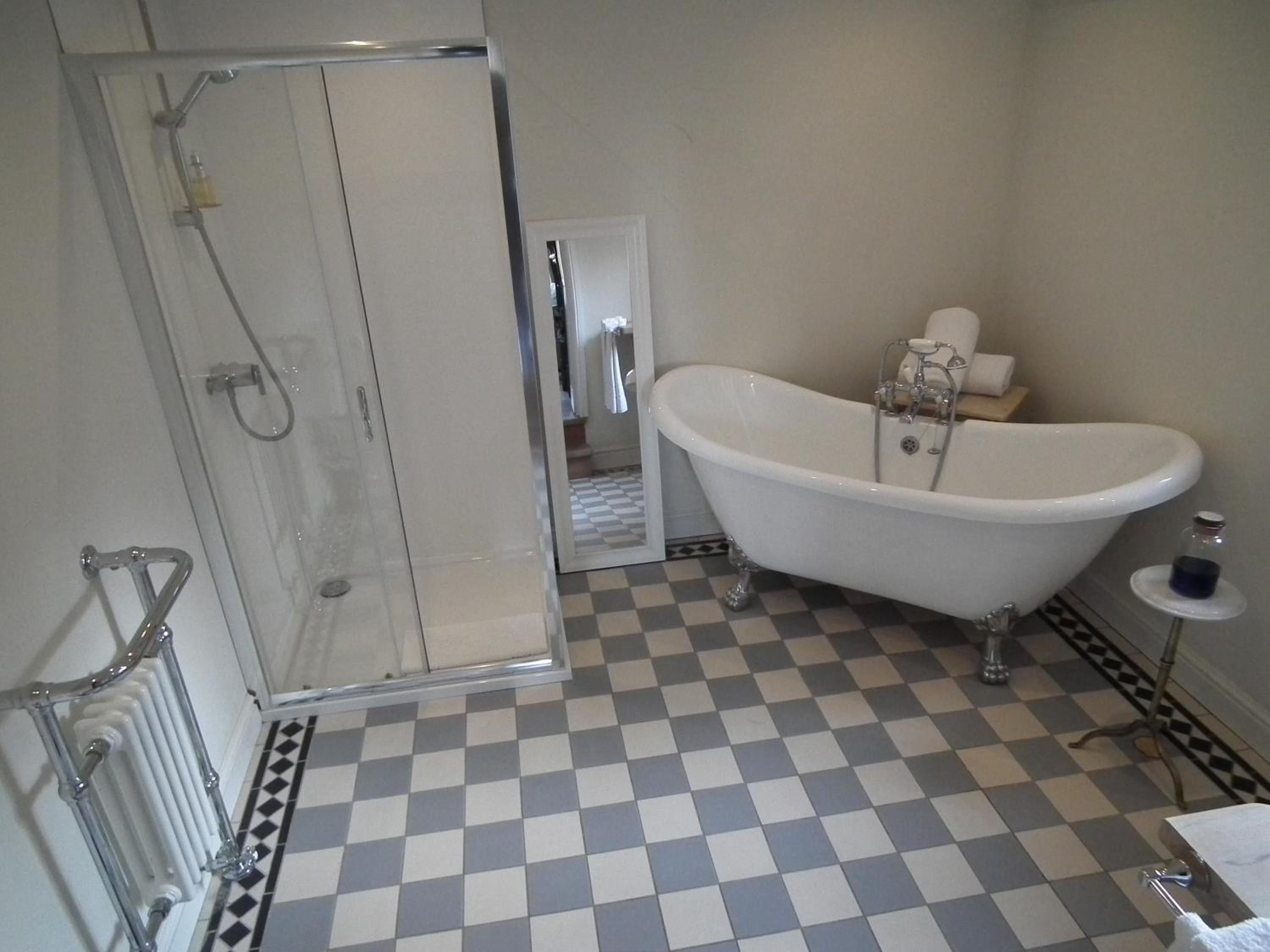 Executive Deluxe Double Room - Photo 3