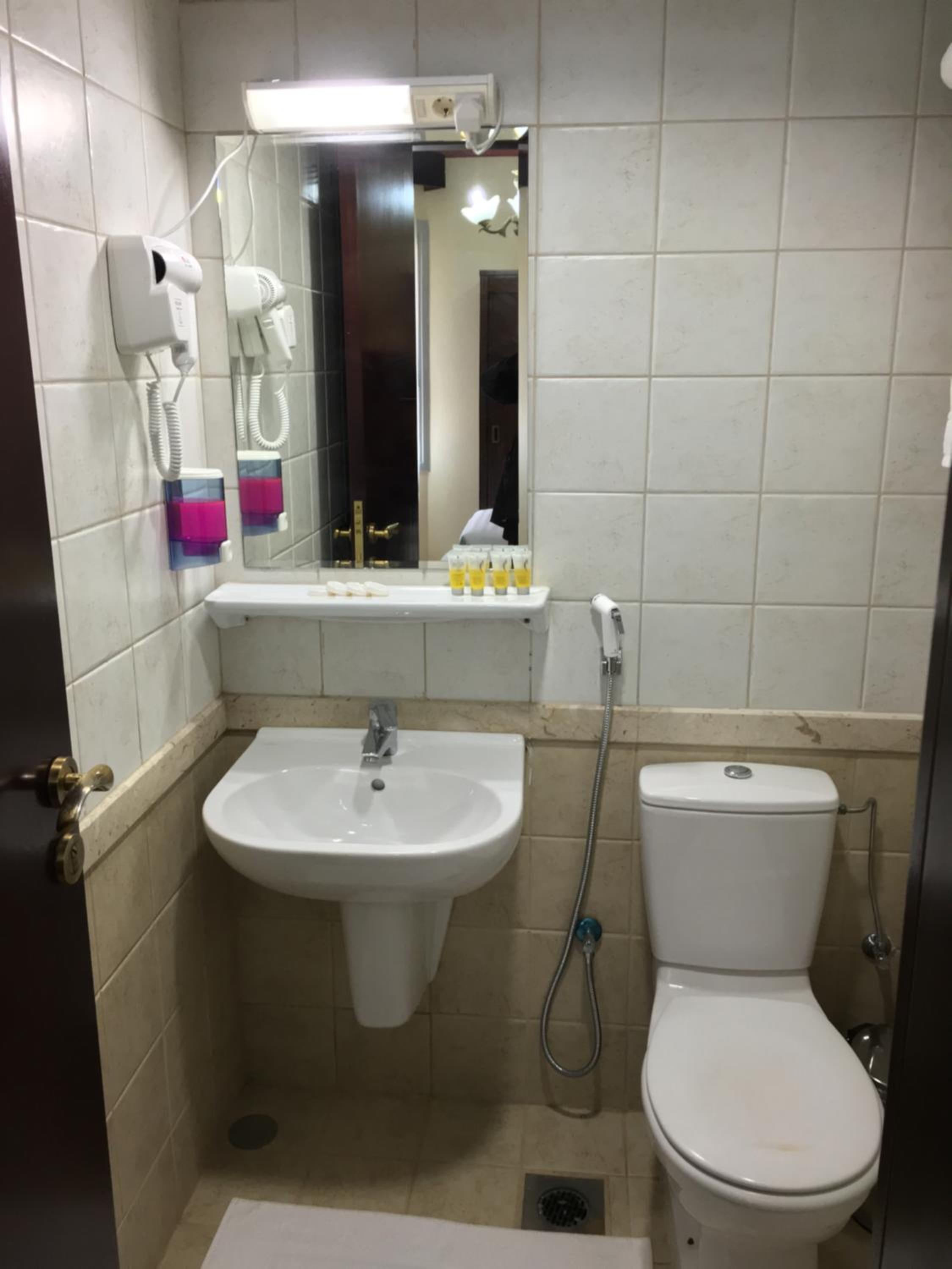 Deluxe King Room photo 2