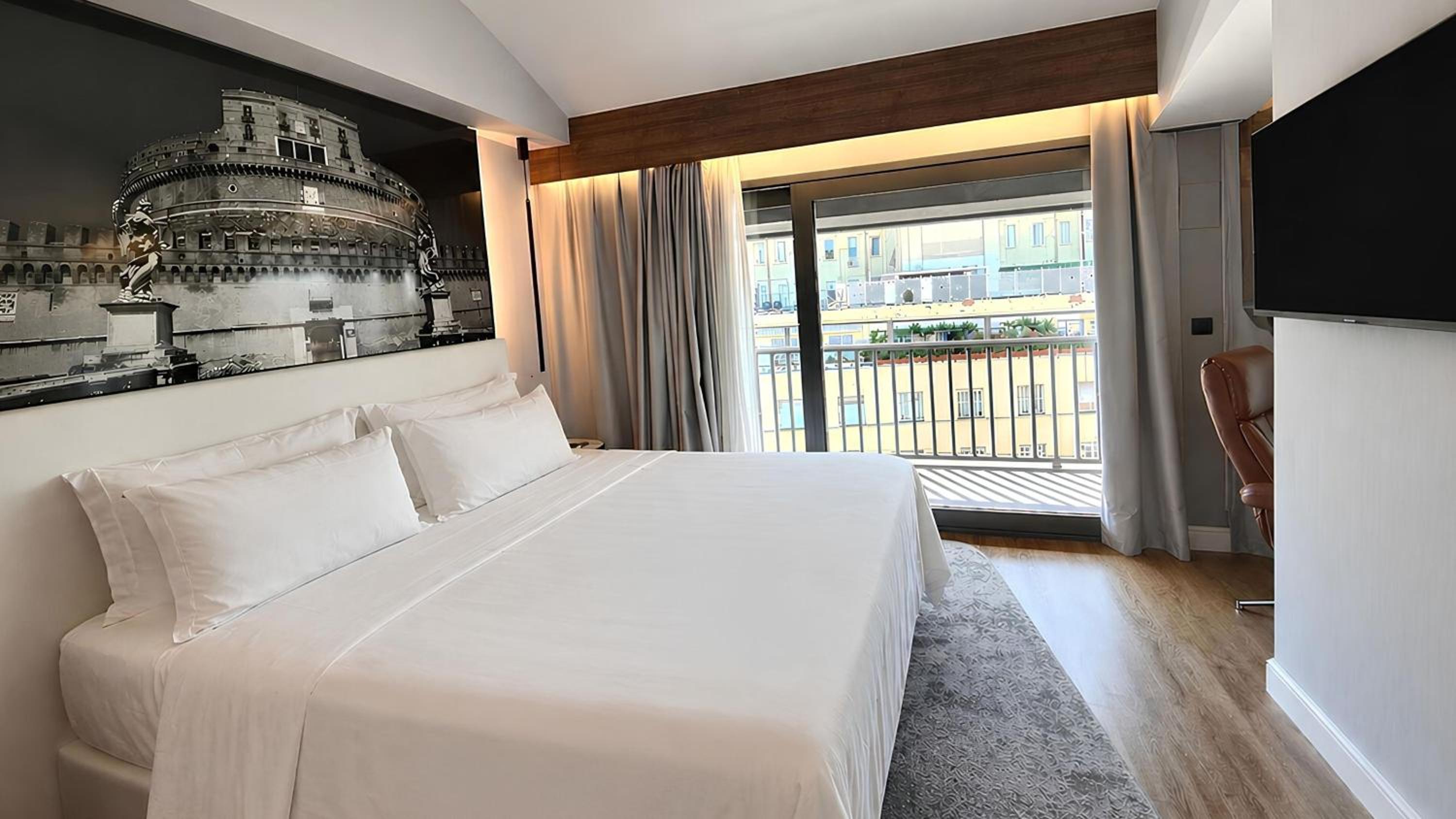 Suite with Balcony