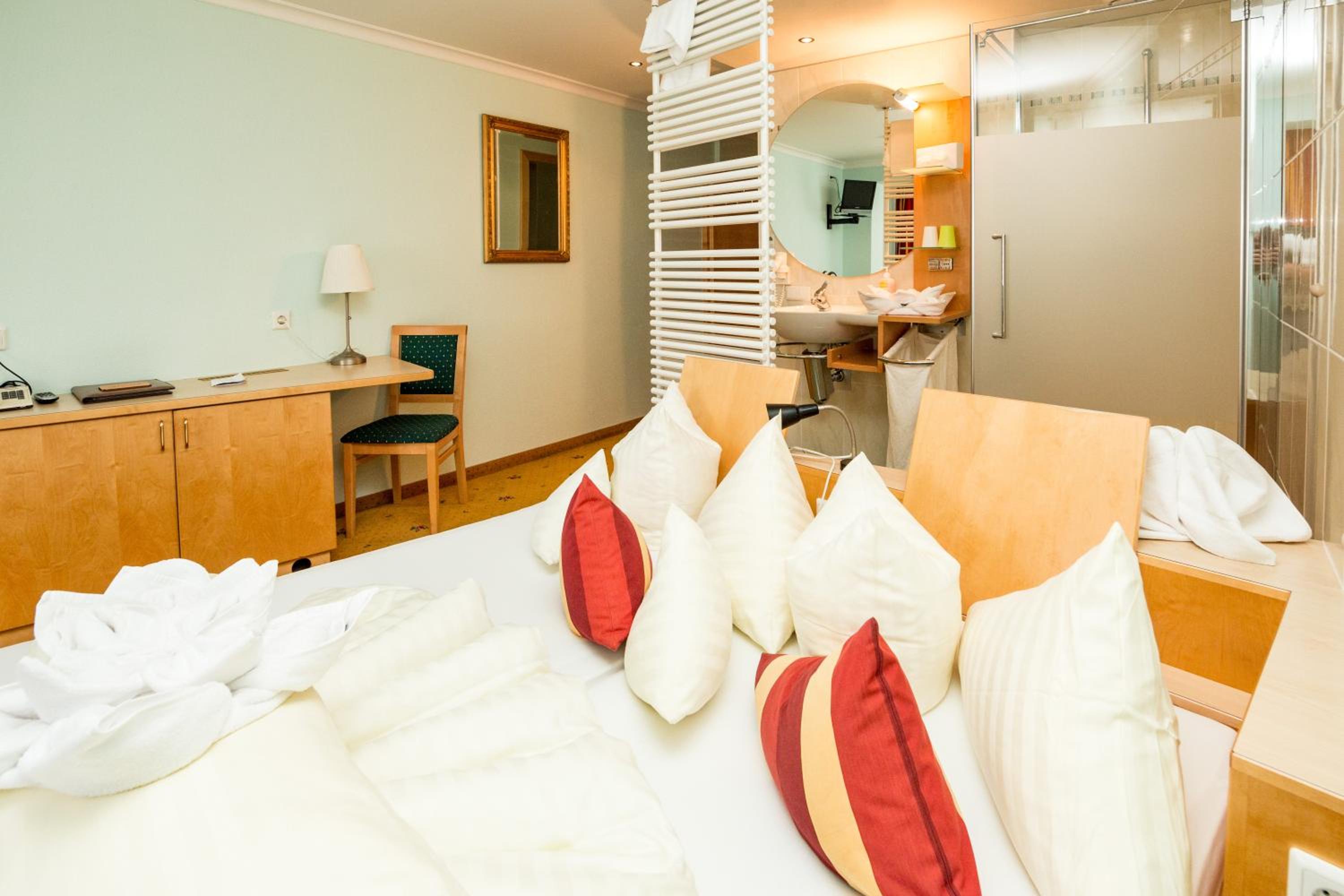 Superior Double Room - Photo 3