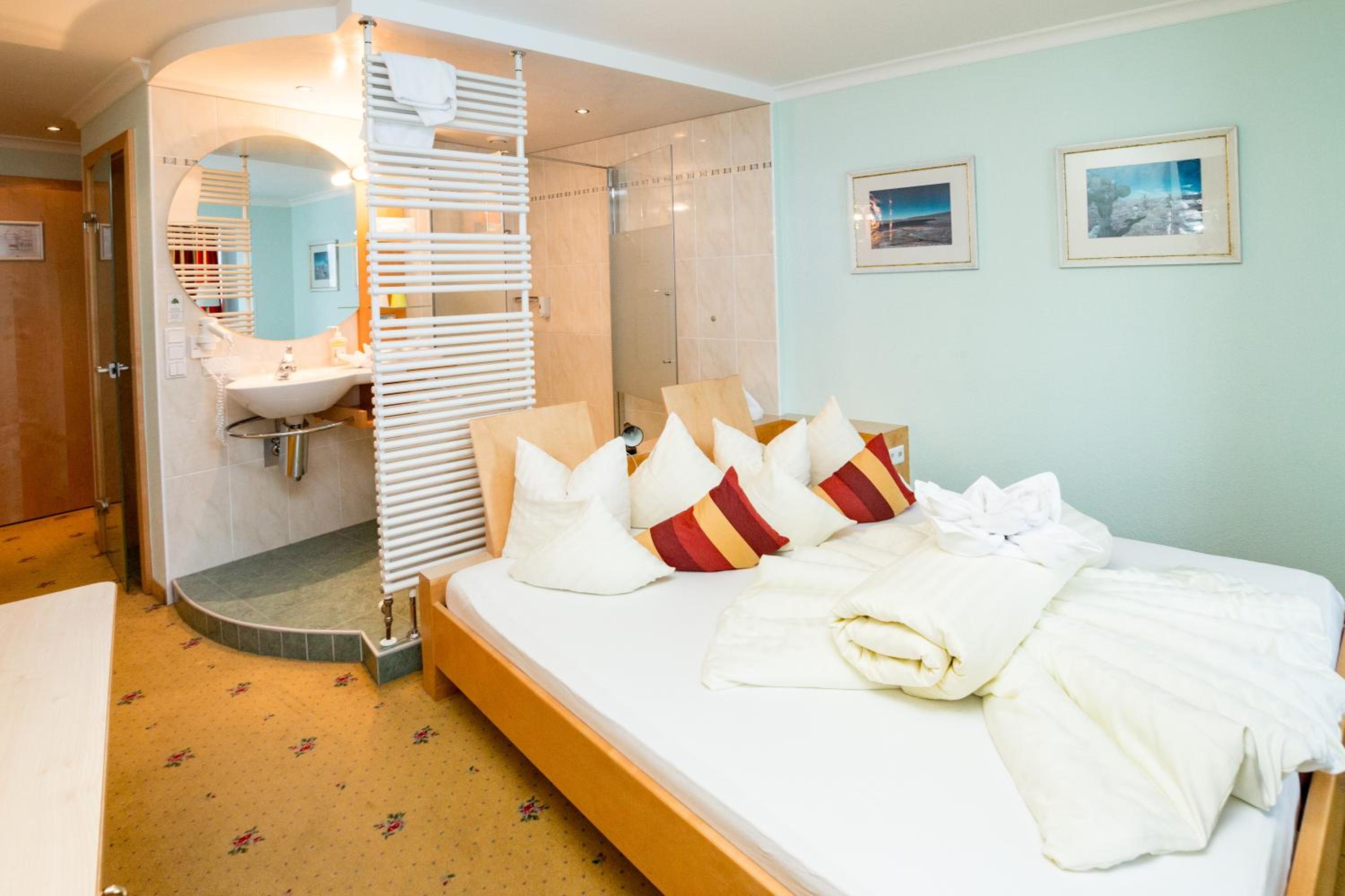 Superior Double Room - Photo 1