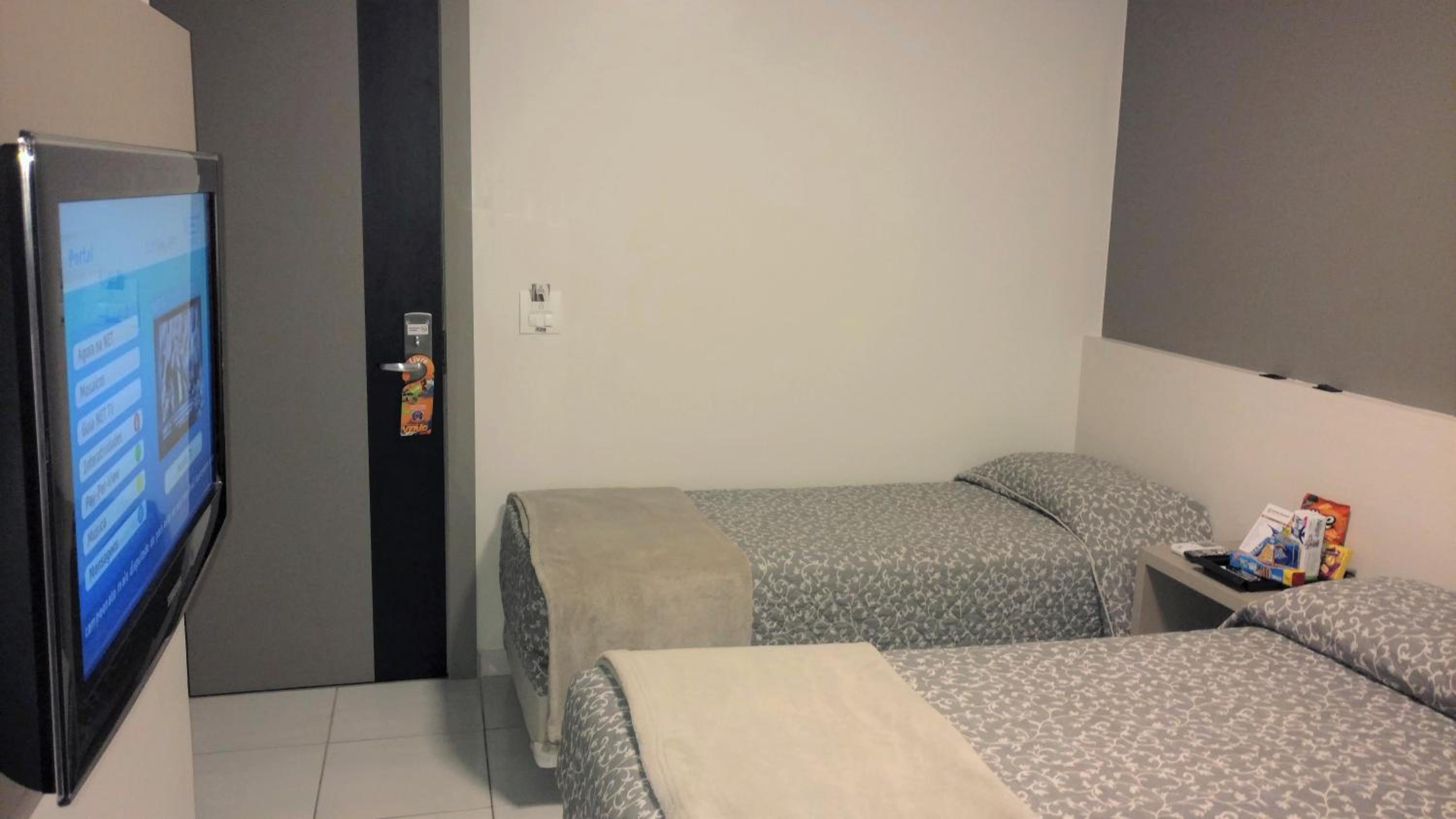 Standard Triple Room (1 double bed + 1 single bed)