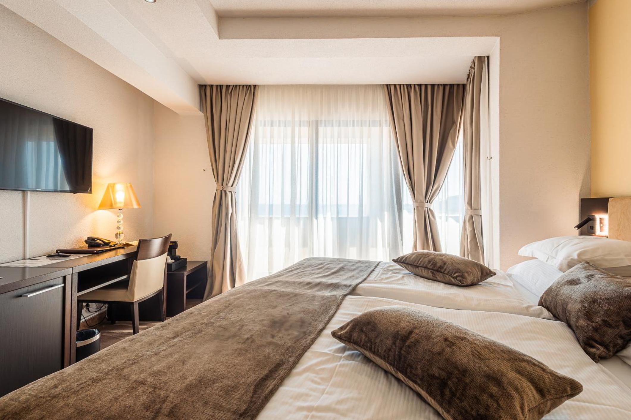 Comfort Double Room with Sea View