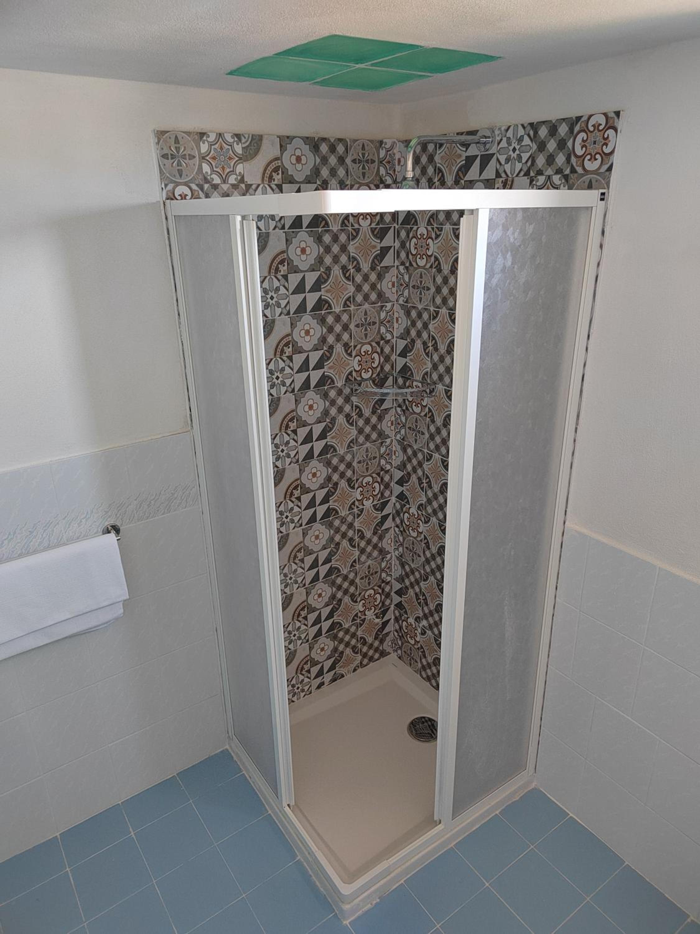 Large Double Room photo 2