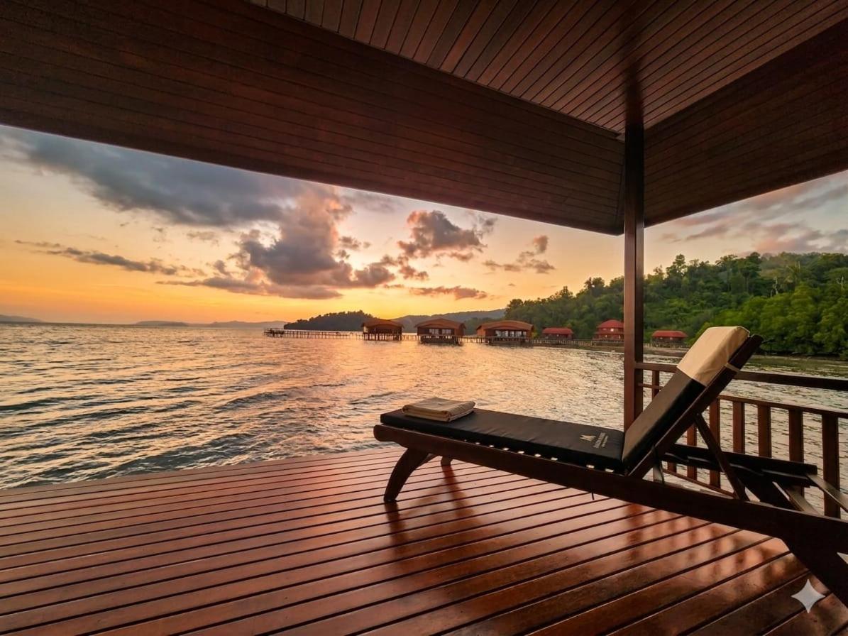 Deluxe Bungalow with Sea View photo 2