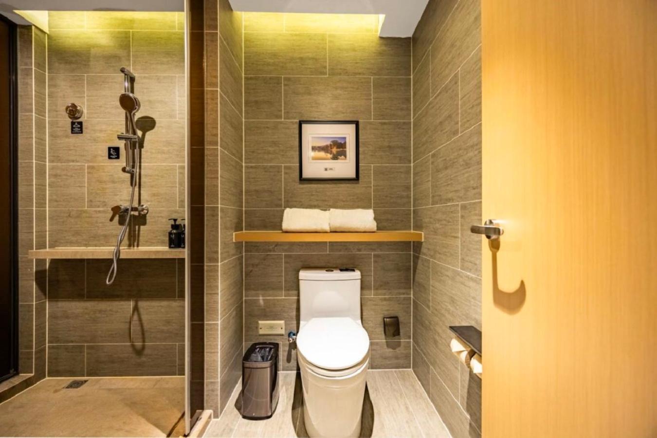 Double Room - Photo 4