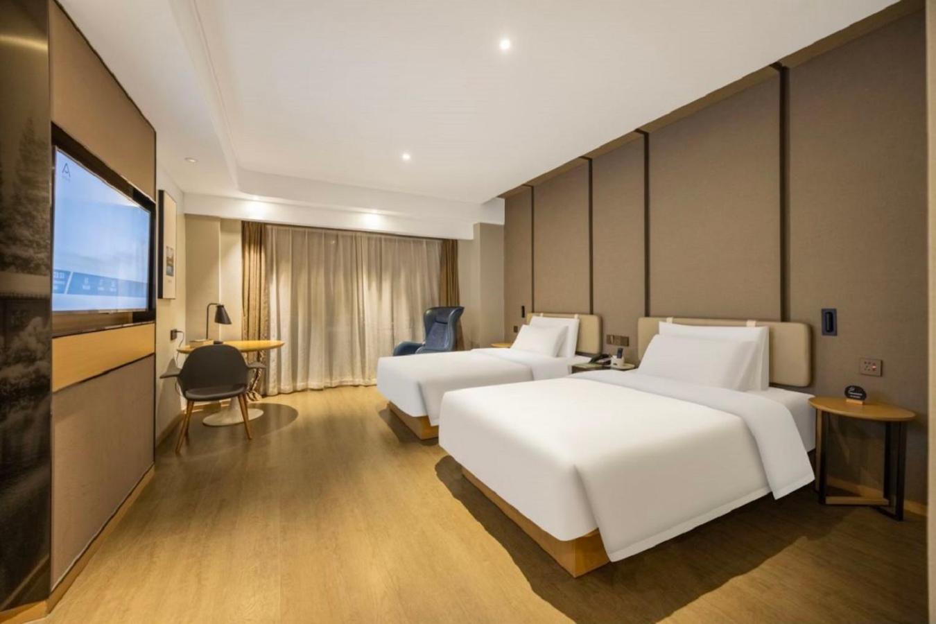 Twin Room - Photo 2