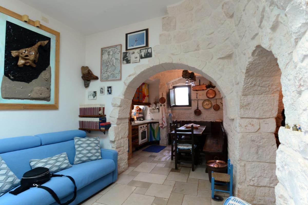 One-Bedroom House photo 1
