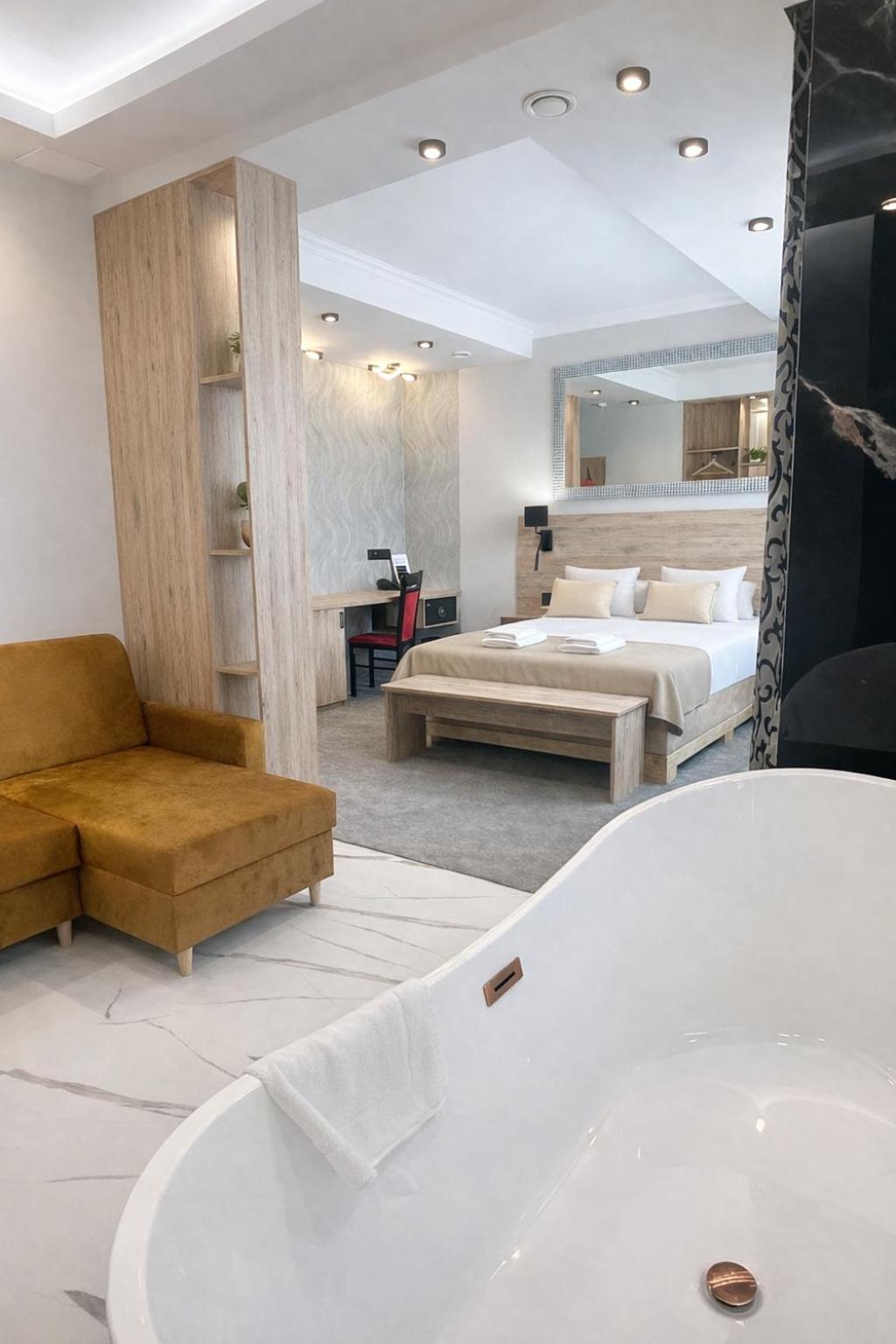 Deluxe Junior Suite