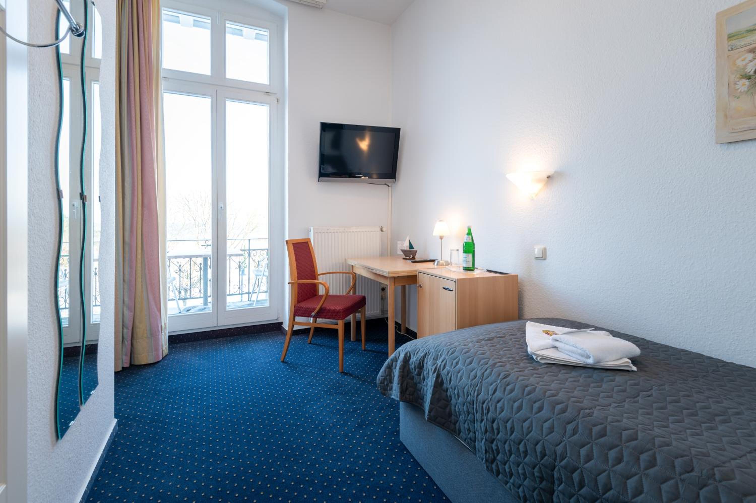 Single Room with Balcony