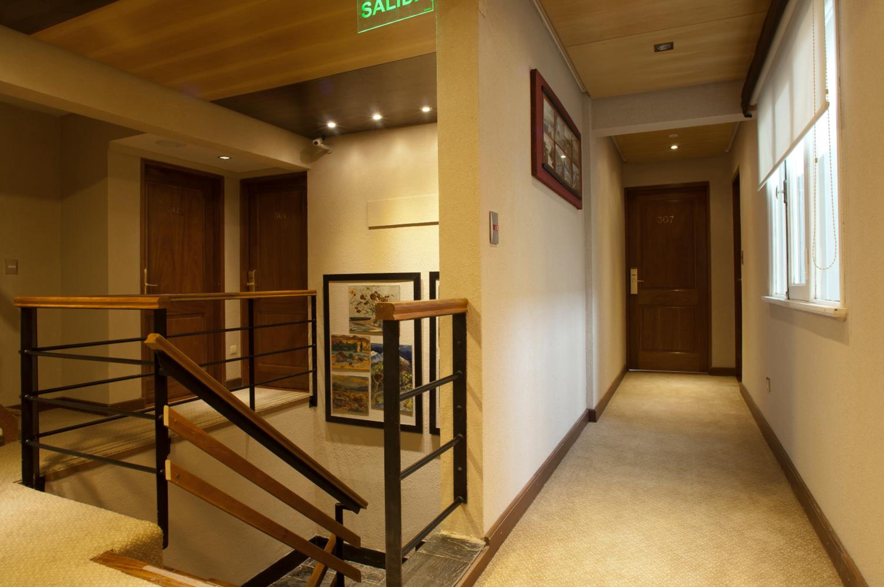 Basic Triple Room