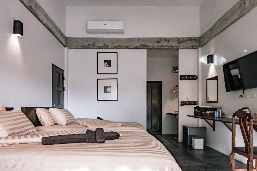 Deluxe Twin Room - Photo 1