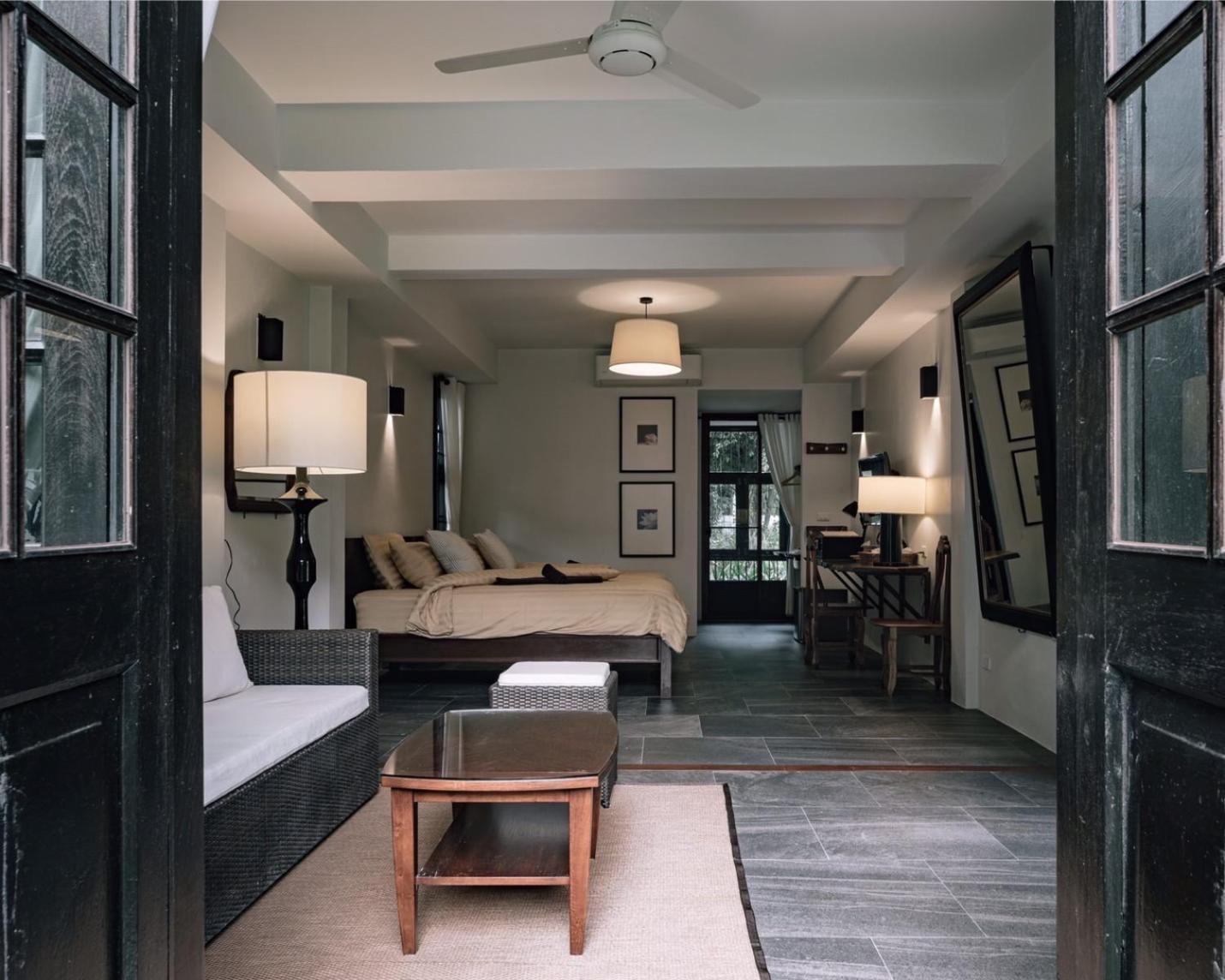 Suite with Terrace - Photo 2