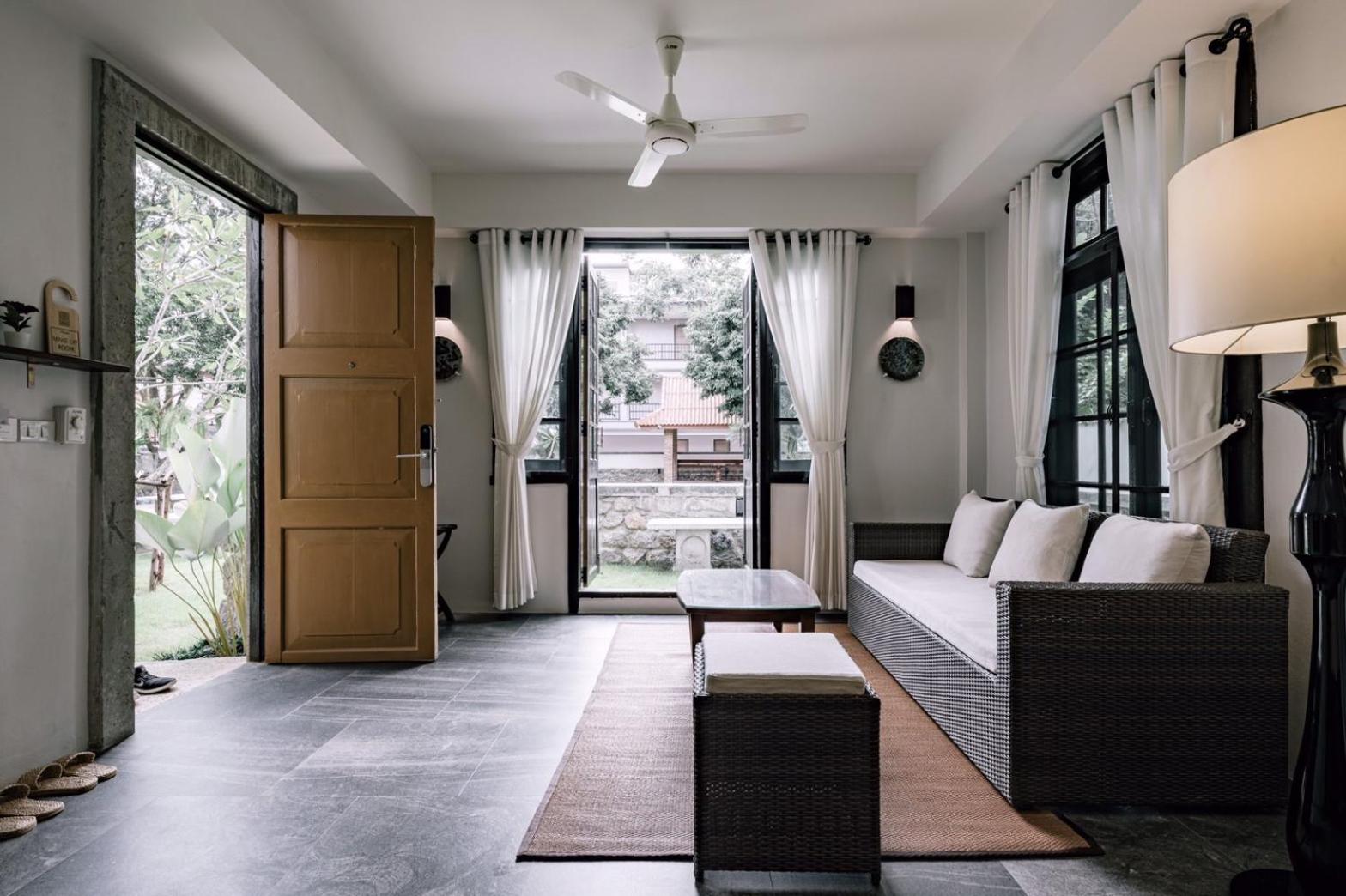 Suite with Terrace - Photo 7