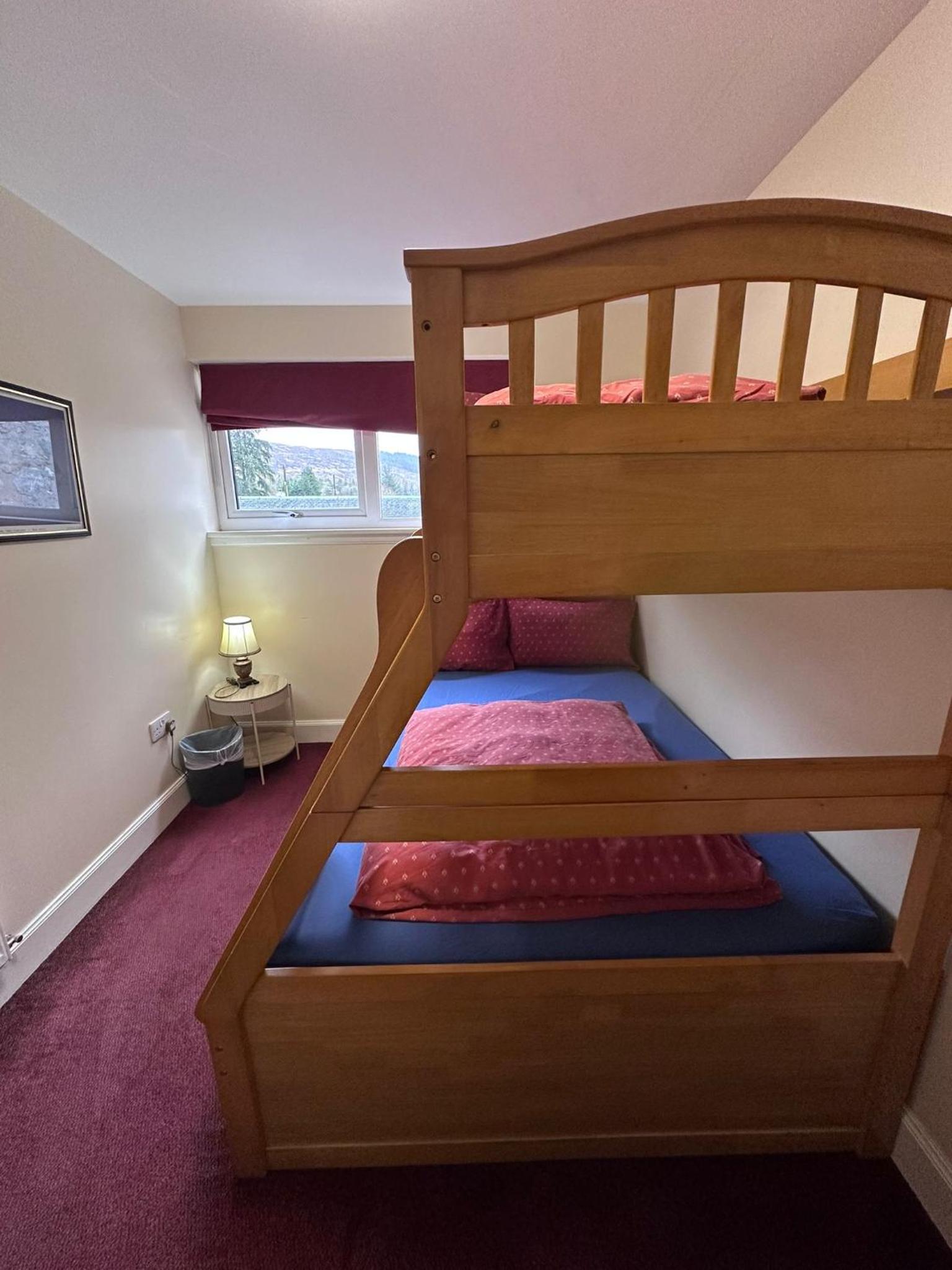 Triple Room with Shared Bathroom photo 2