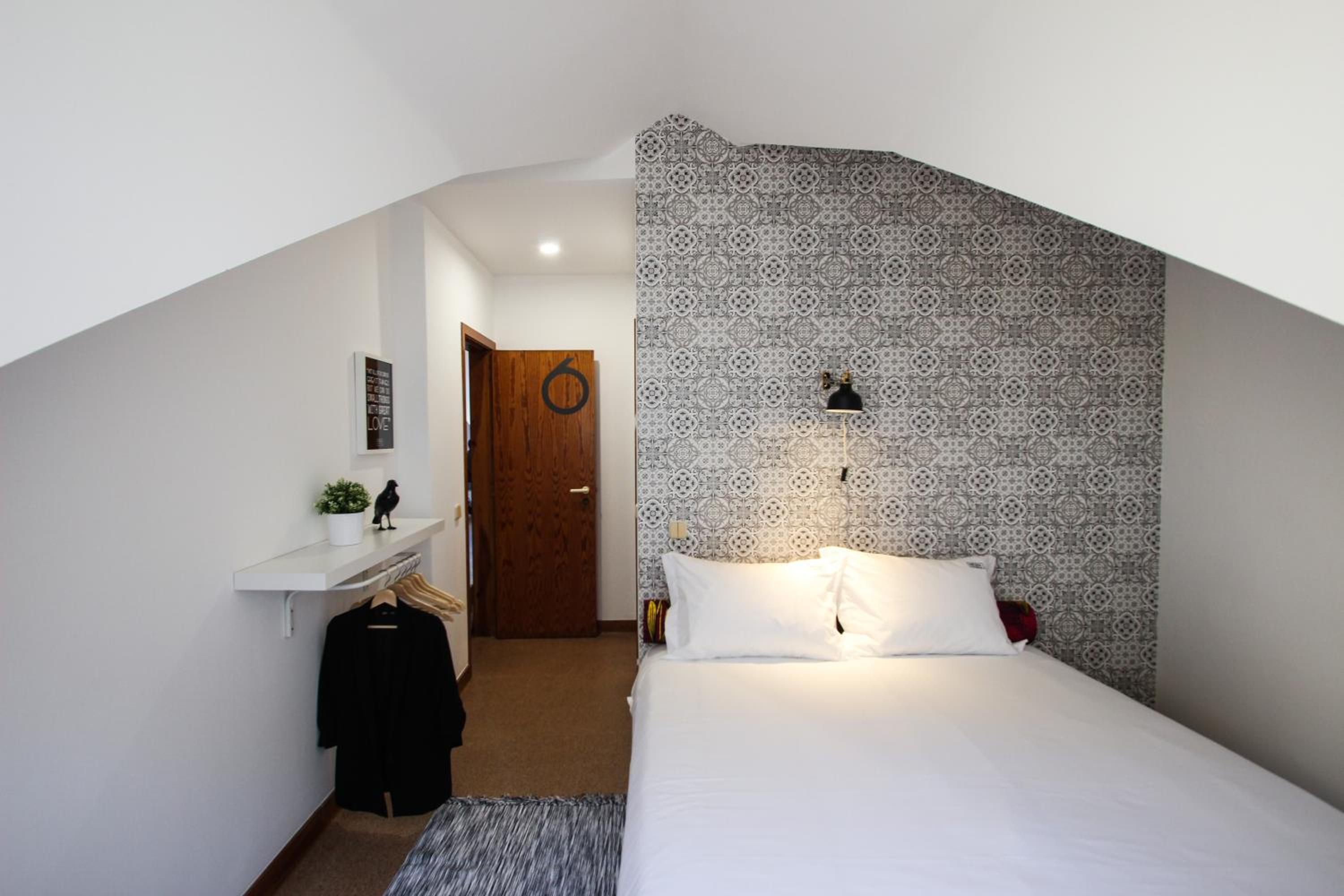 Standard Queen Room photo 1